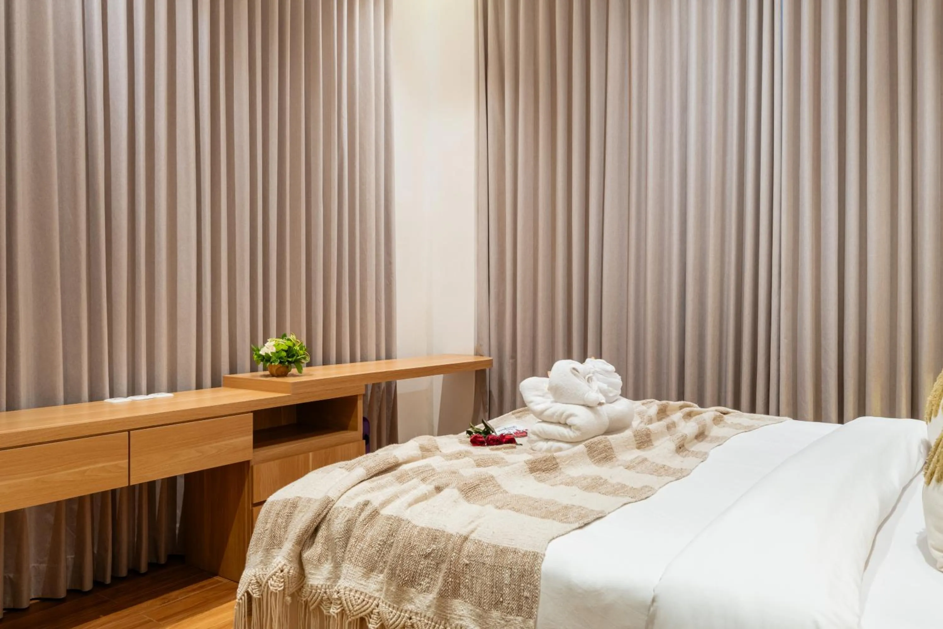 Bed in Villa Cliffo by Premier Hospitality Asia