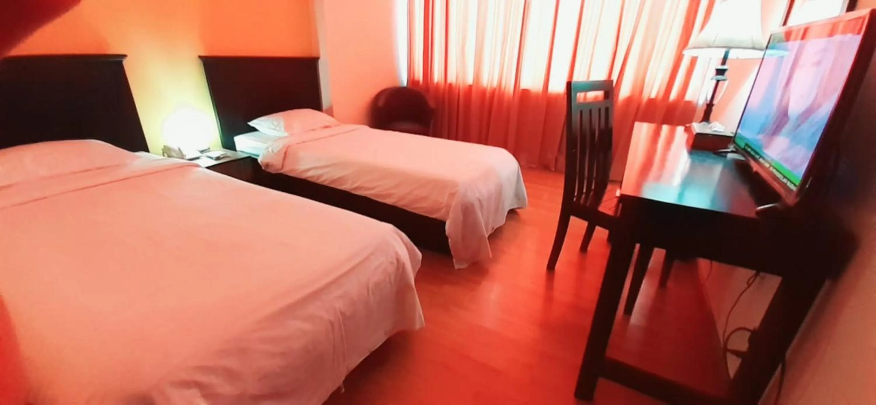 Bedroom, Bed in Hotel Prasasti Pacitan