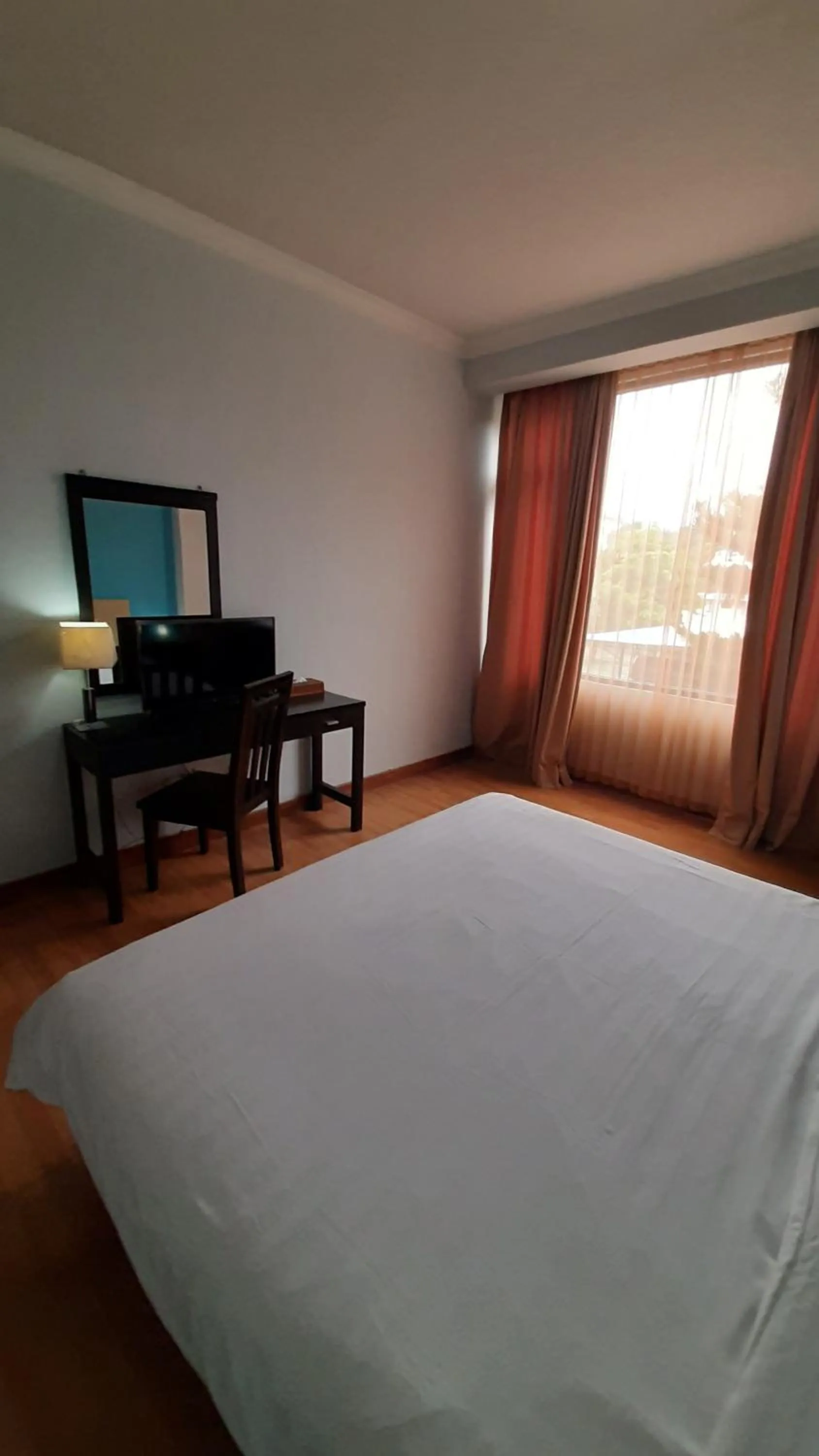 Bedroom, Bed in Hotel Prasasti Pacitan