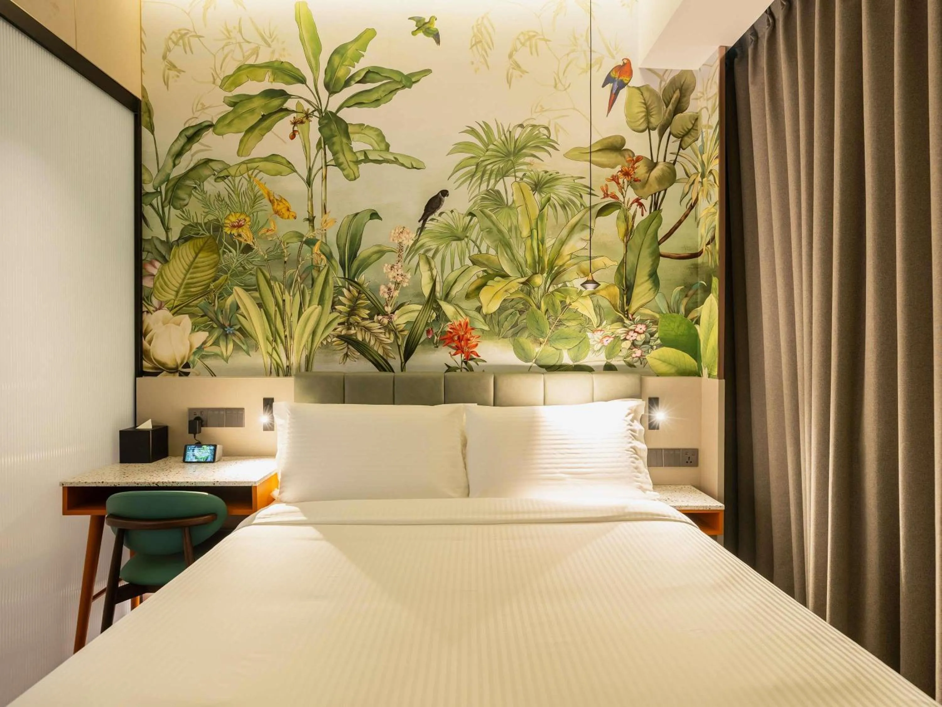 Bedroom, Bed in Hotel Waterloo Singapore - Handwritten Collection