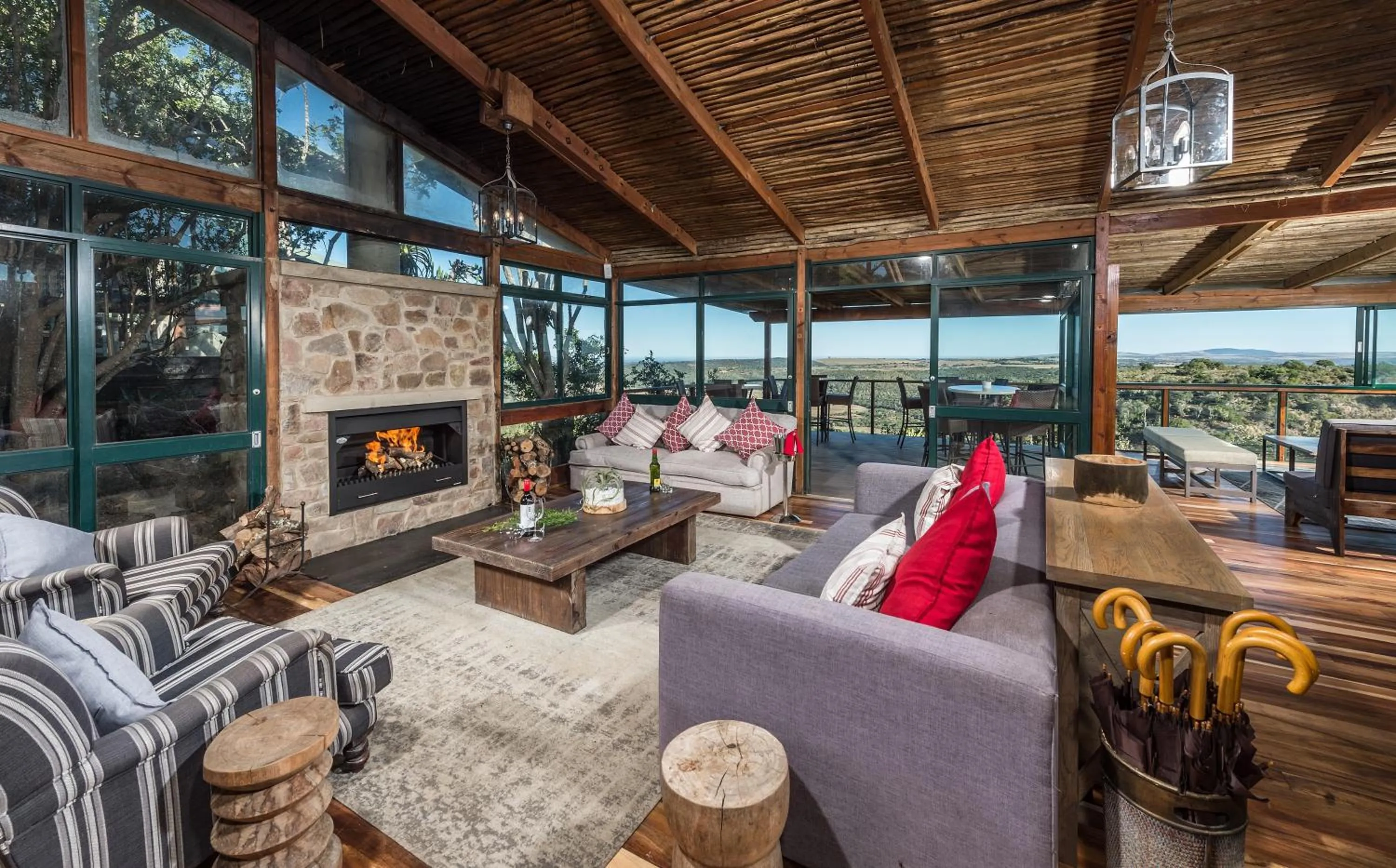 Property building in Kariega Game Reserve Main Lodge