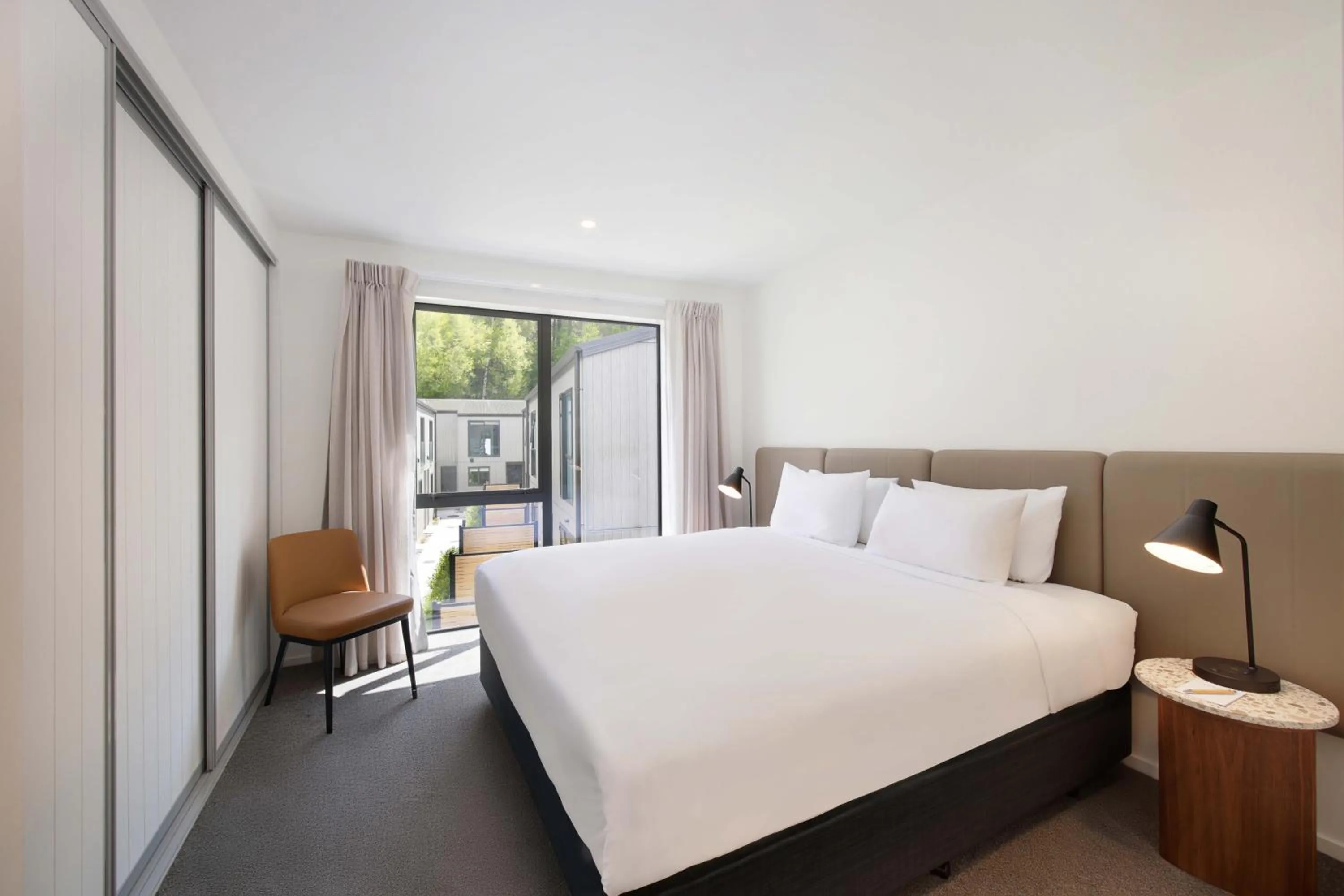 Bedroom, Bed in Swiss-Belvillas Coronet Peak
