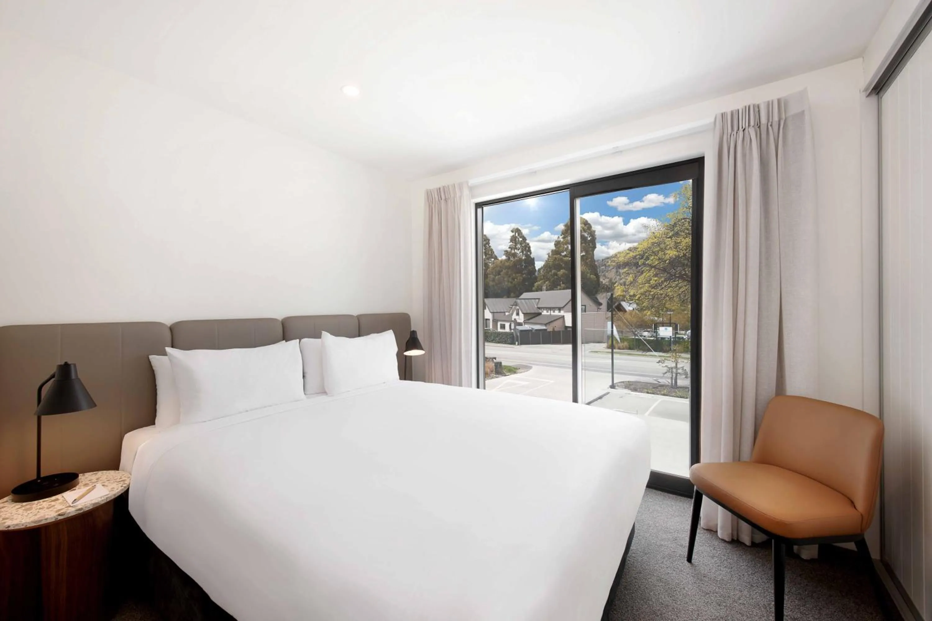 Bedroom, Bed in Swiss-Belvillas Coronet Peak