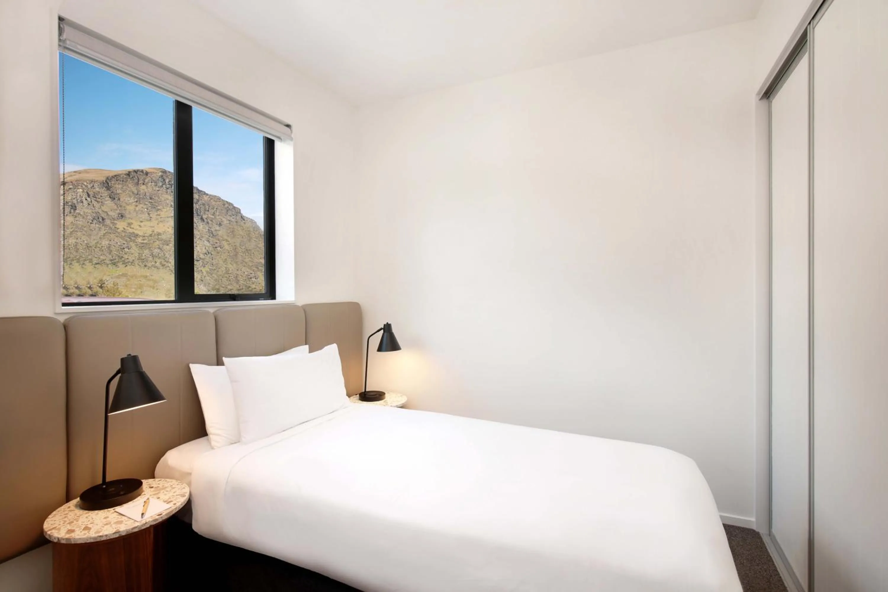 Bedroom, Bed in Swiss-Belvillas Coronet Peak