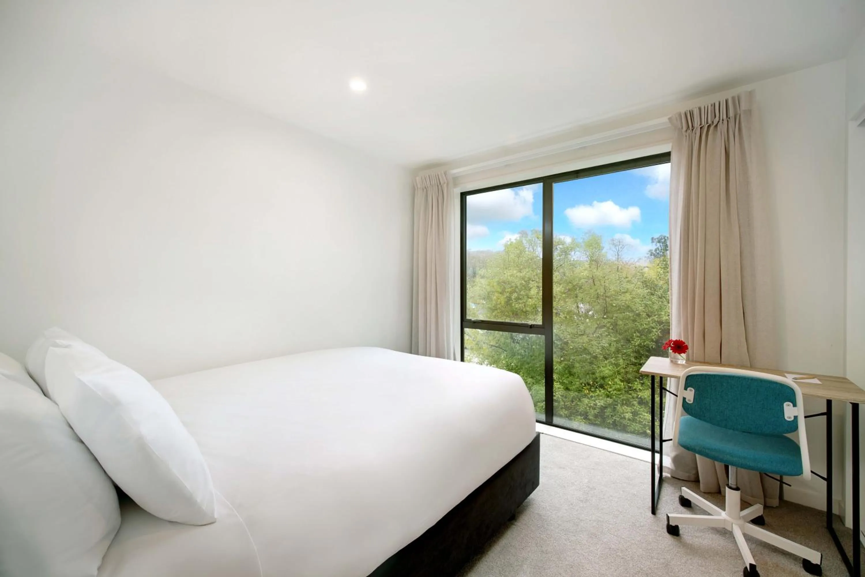 Bedroom, Bed in Swiss-Belvillas Coronet Peak