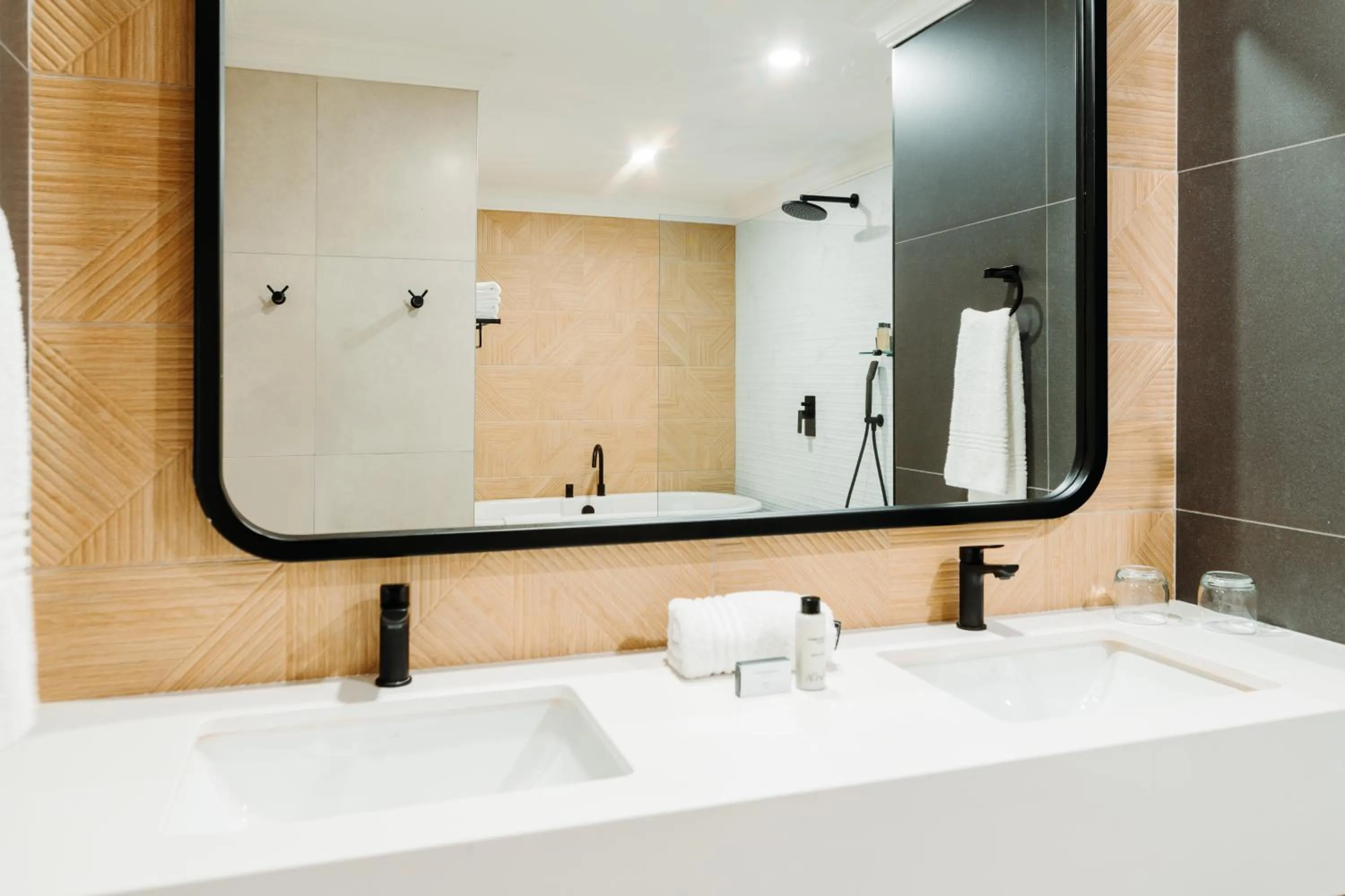 Bathroom in Emerald Resort & Casino