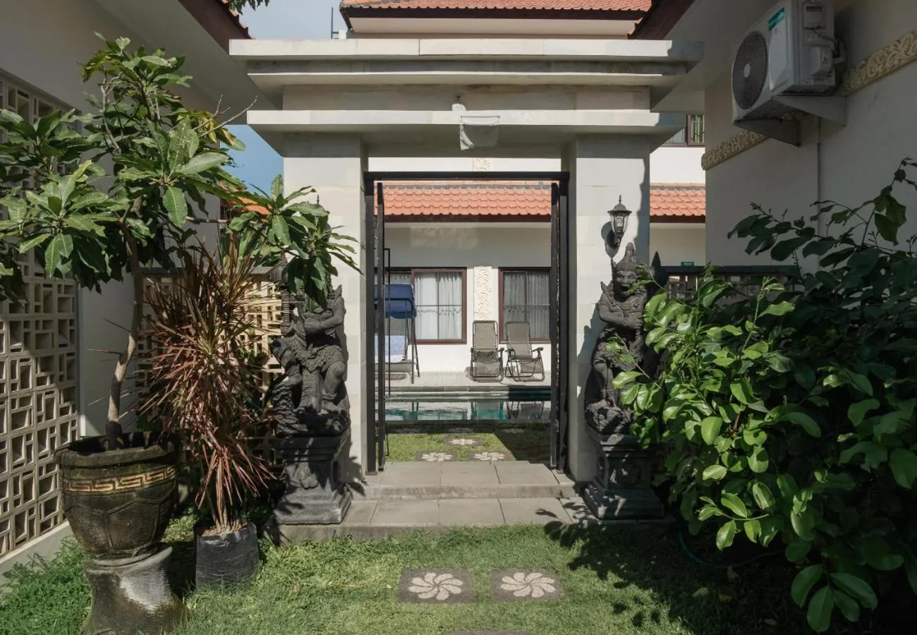 Facade/entrance in Samurai Hotel Sanur