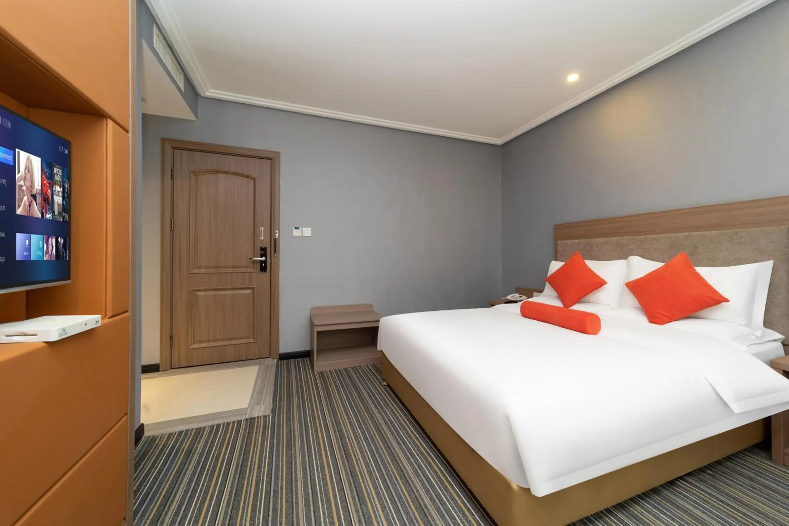 Bed in Days Inn Xi'an City Center