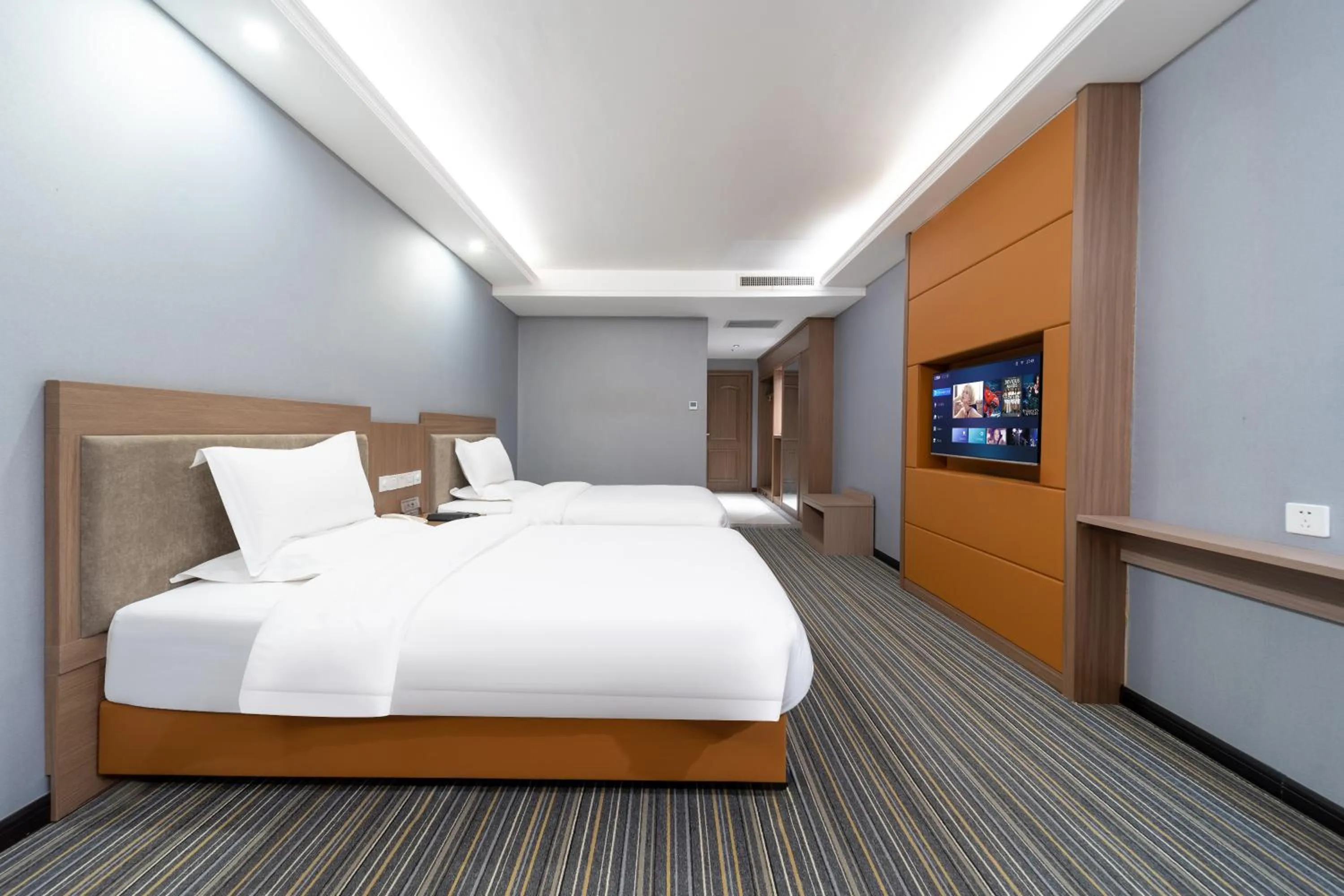 Bedroom, Bed in Days Inn Xi'an City Center