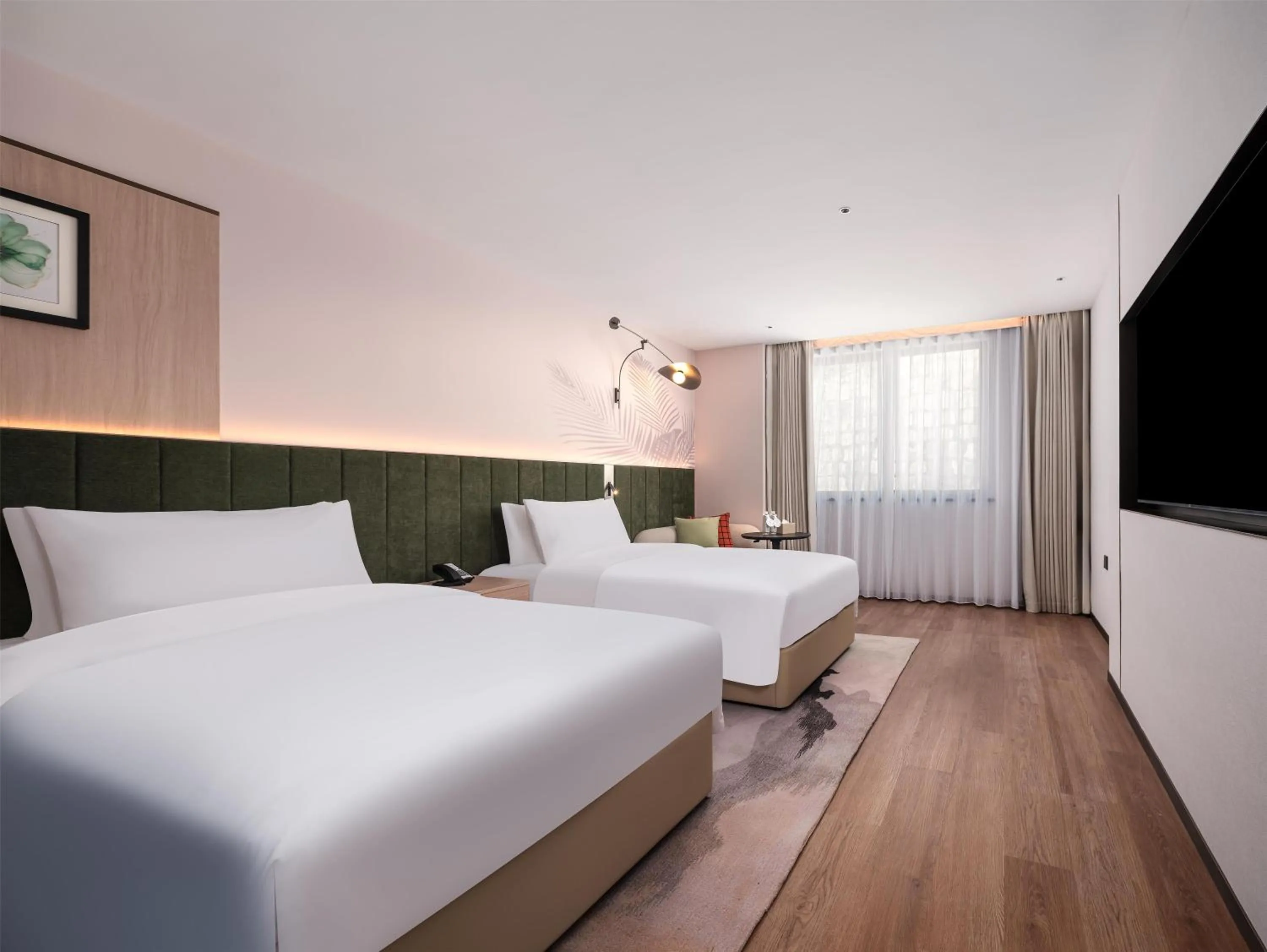 Bed in Hilton Garden Inn Zhoushan Mount Putuo