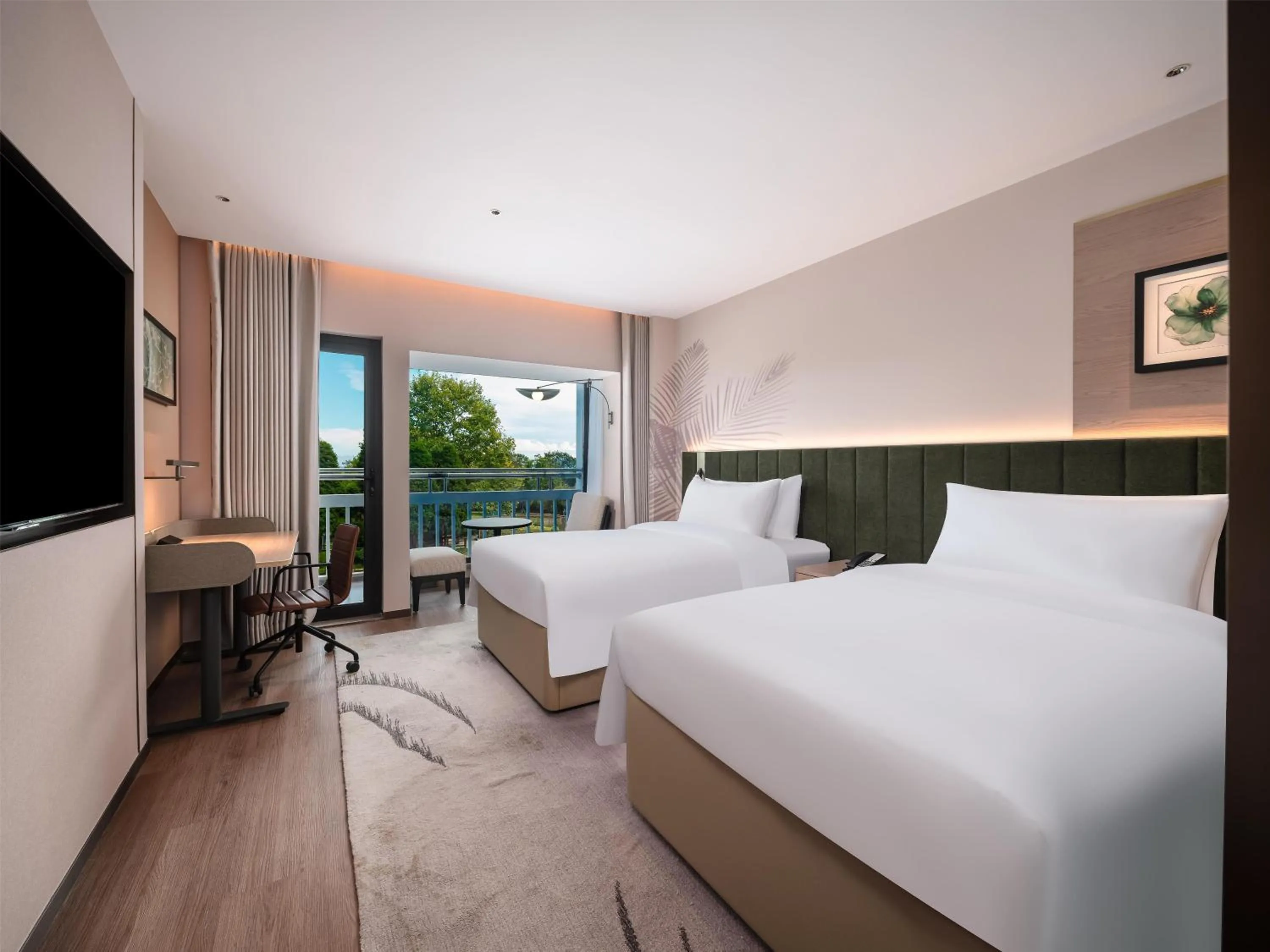 Bed in Hilton Garden Inn Zhoushan Mount Putuo