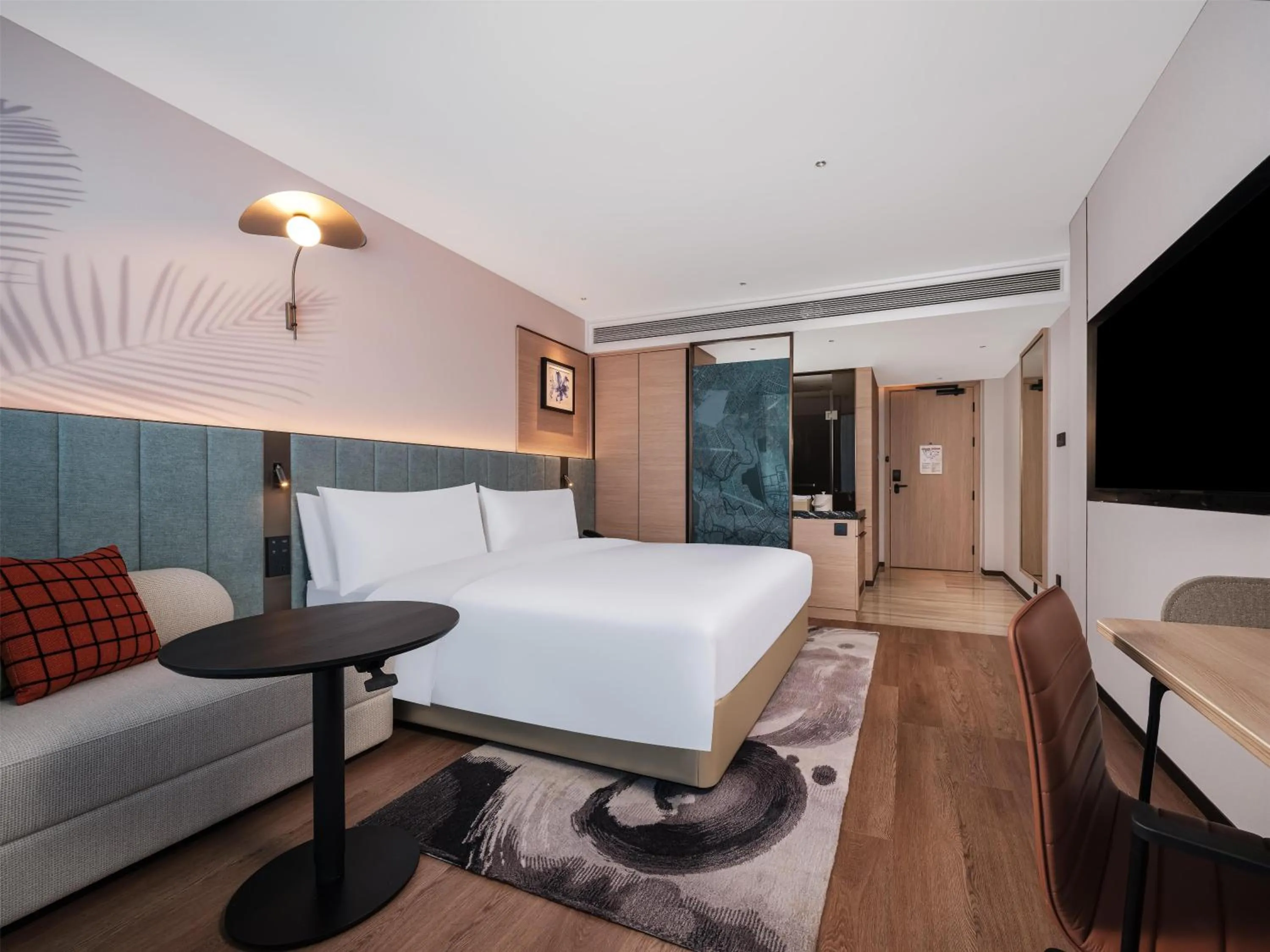 Bed in Hilton Garden Inn Zhoushan Mount Putuo