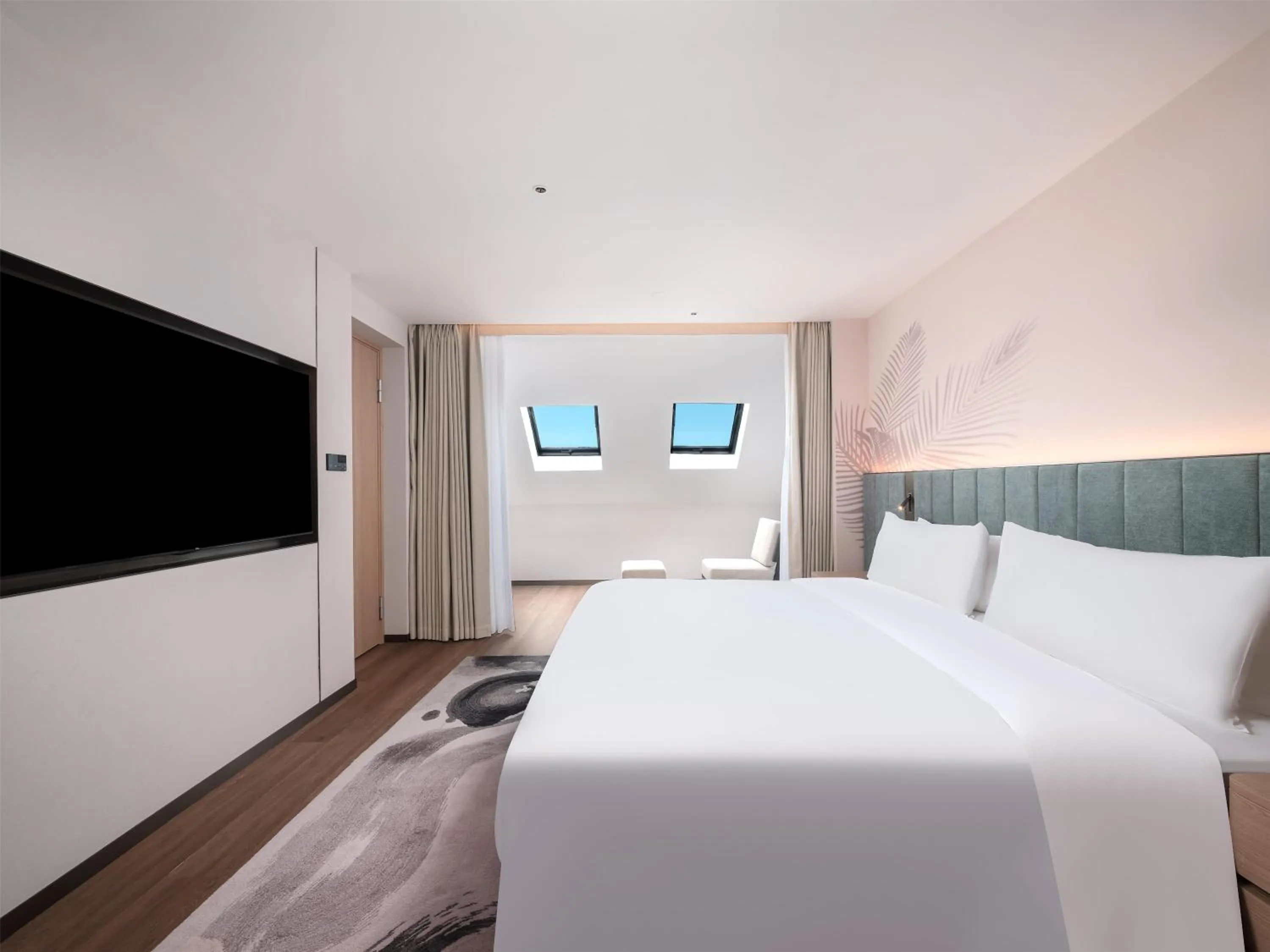 Bed in Hilton Garden Inn Zhoushan Mount Putuo