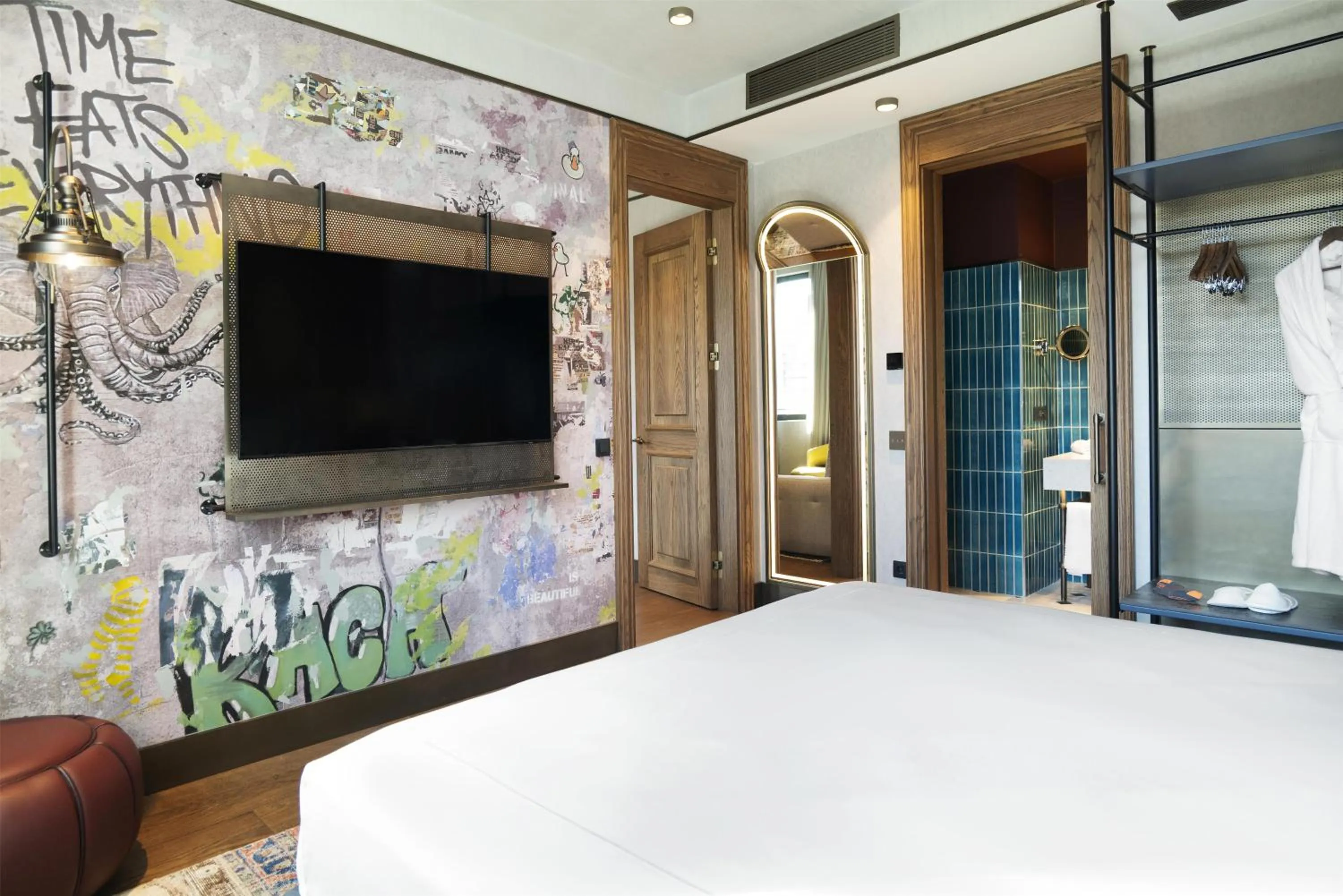 Bed in Canopy By Hilton Istanbul Taksim