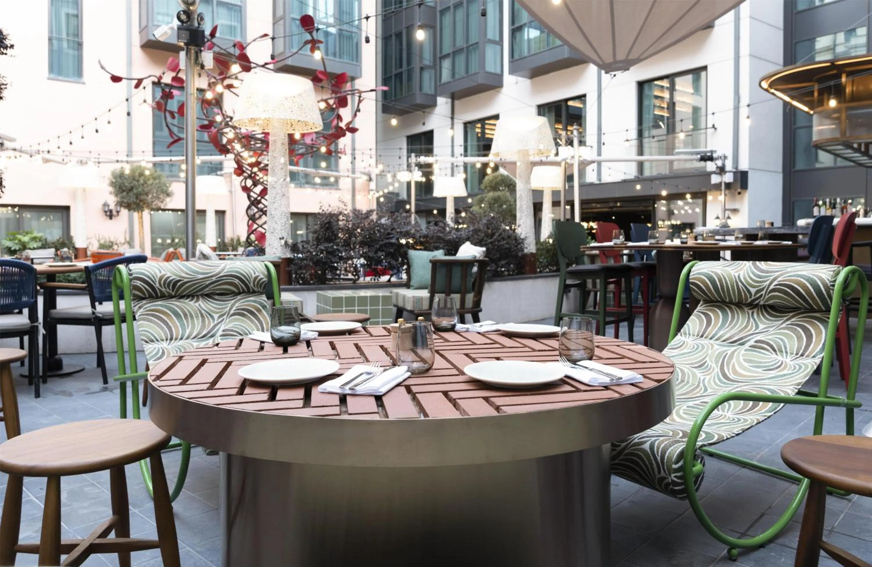 Restaurant/places to eat in Canopy By Hilton Istanbul Taksim