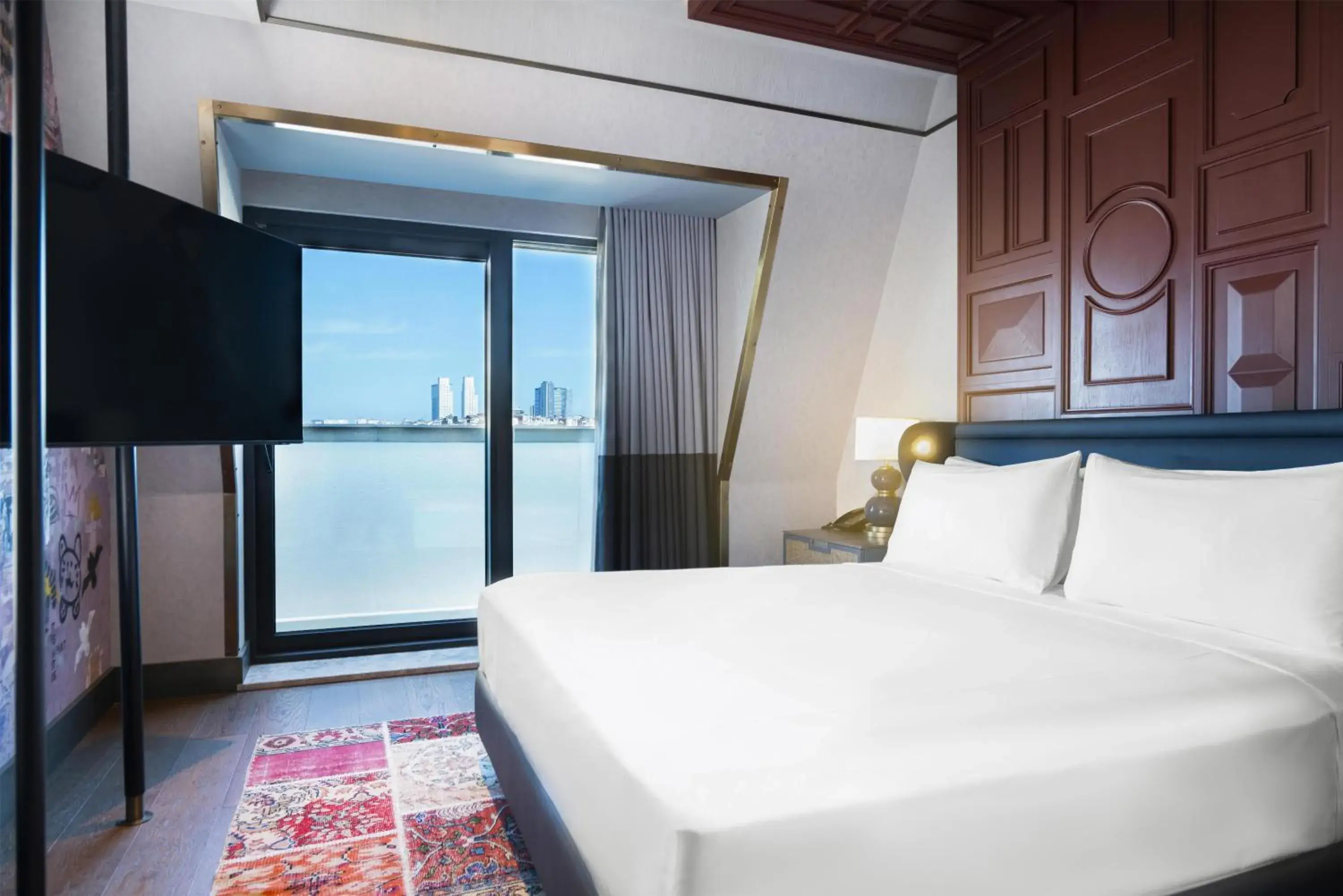 Bed in Canopy By Hilton Istanbul Taksim Bed in Canopy By Hilton Istanbul Taksim