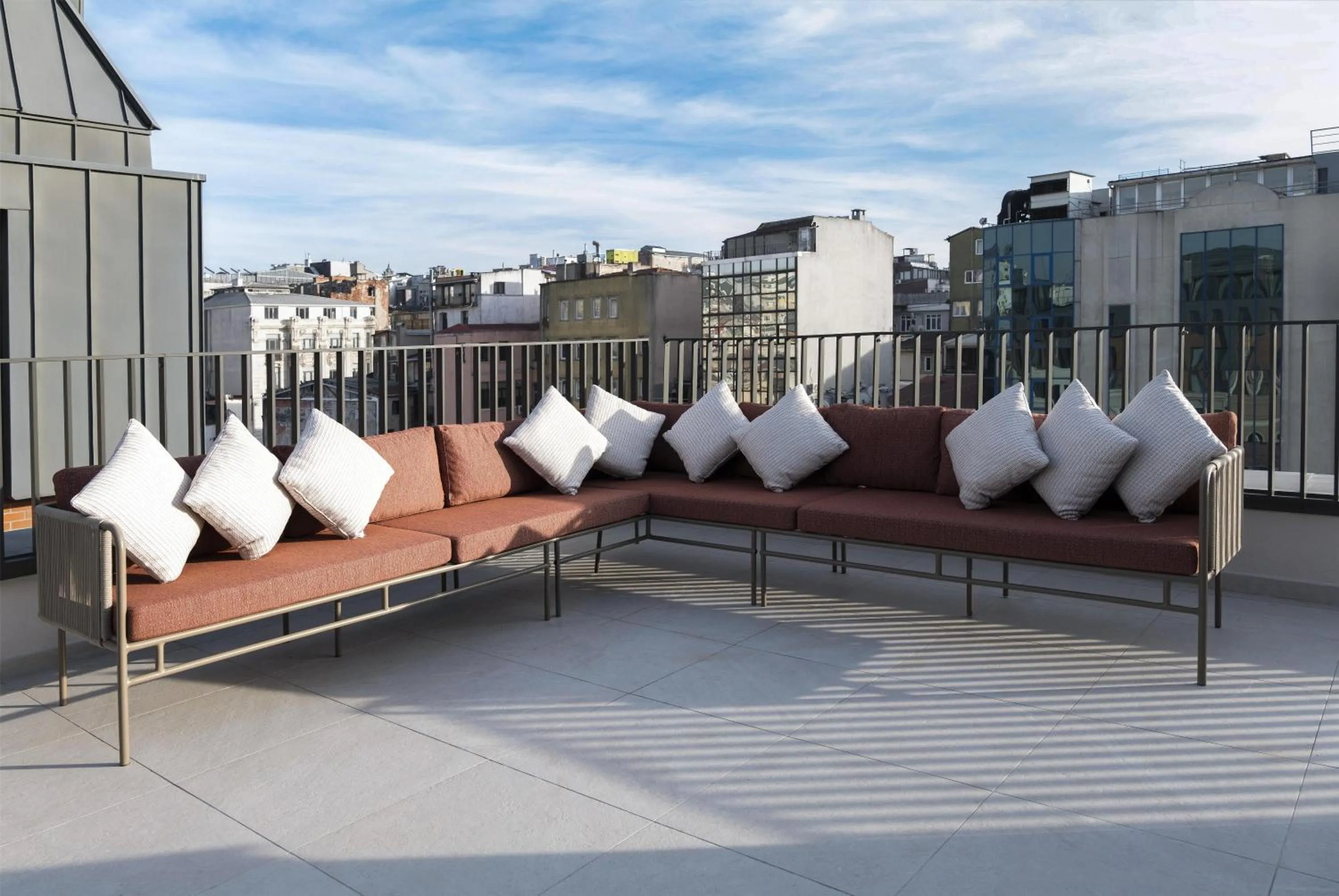 Patio in Canopy By Hilton Istanbul Taksim