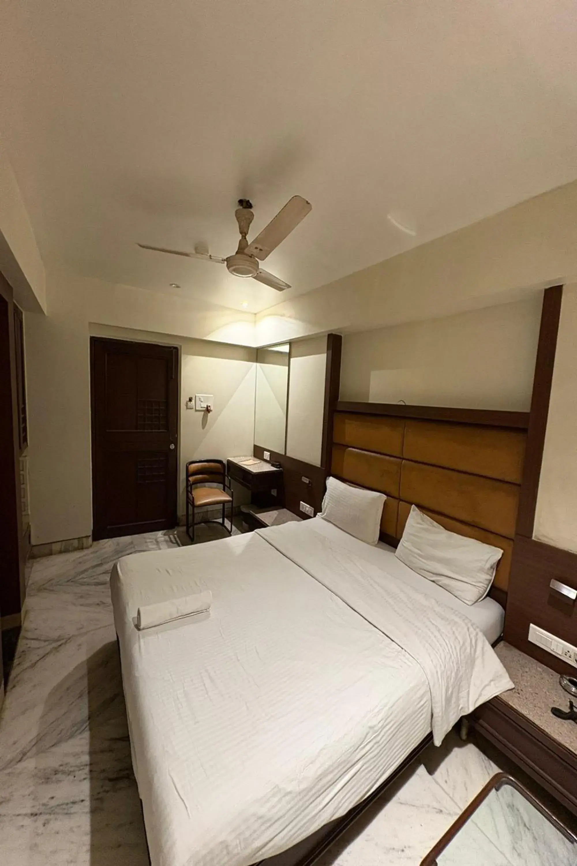 Double Room in Pravasi Residency Double Room in Pravasi Residency
