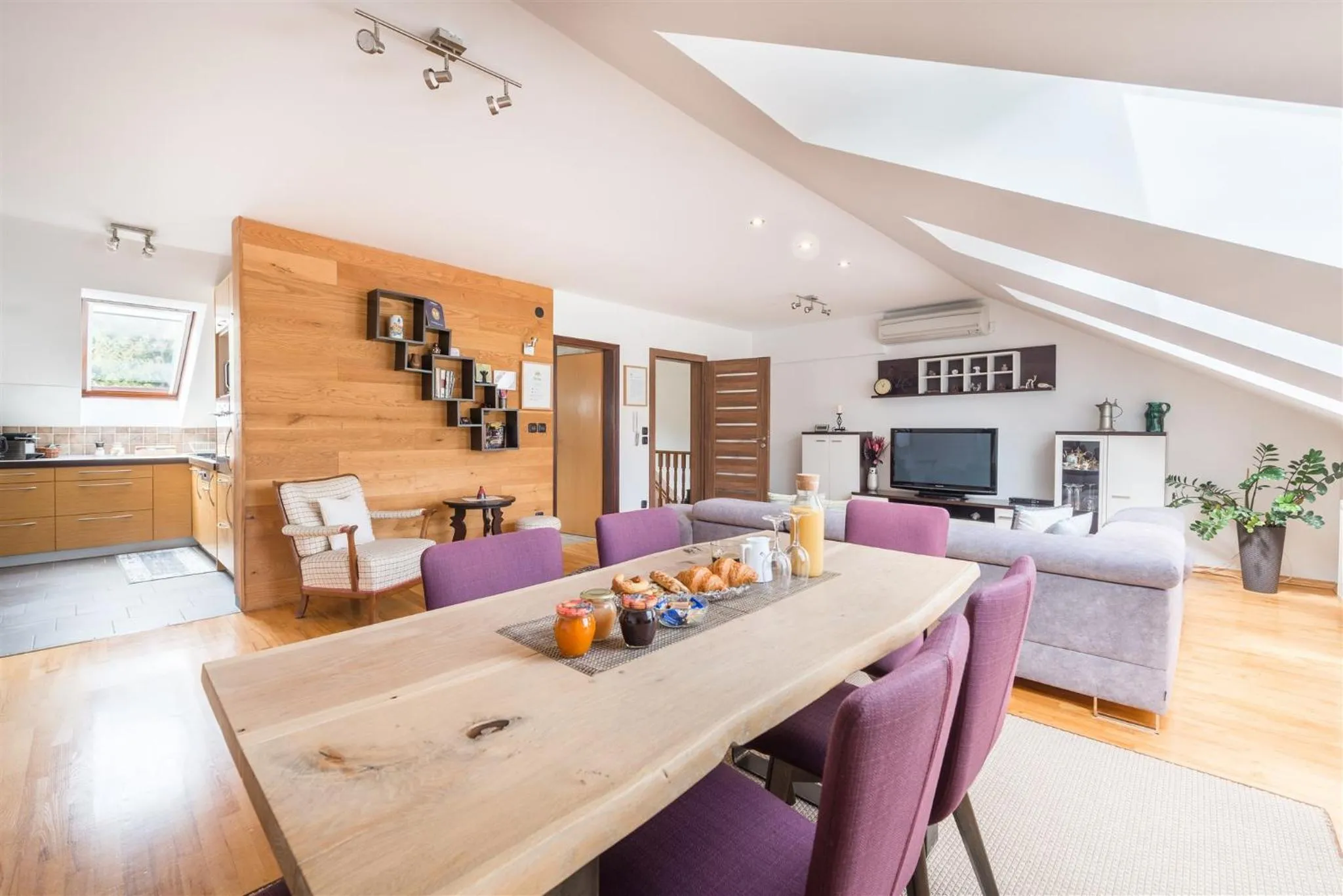 Two-Bedroom Apartment - single occupancy in Old Pear Apartment