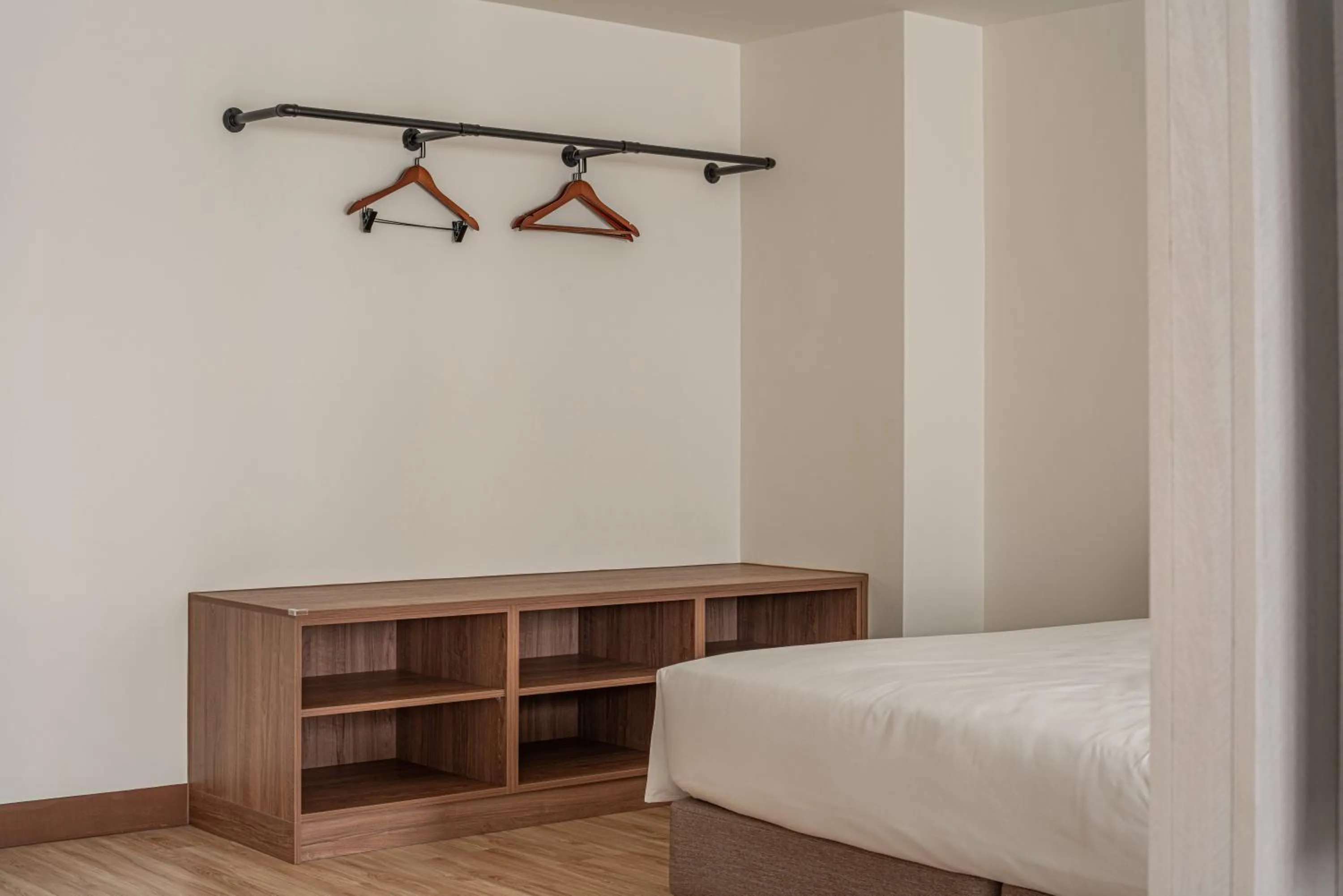 Bedroom, Bed in Water Woods Inn