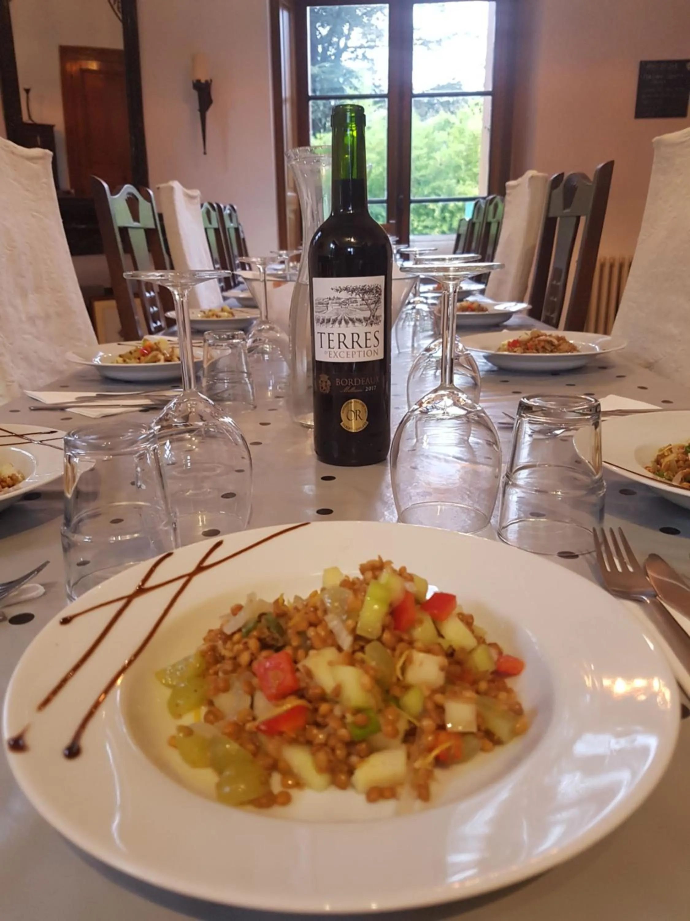 Dining area in Villa Gracieuse