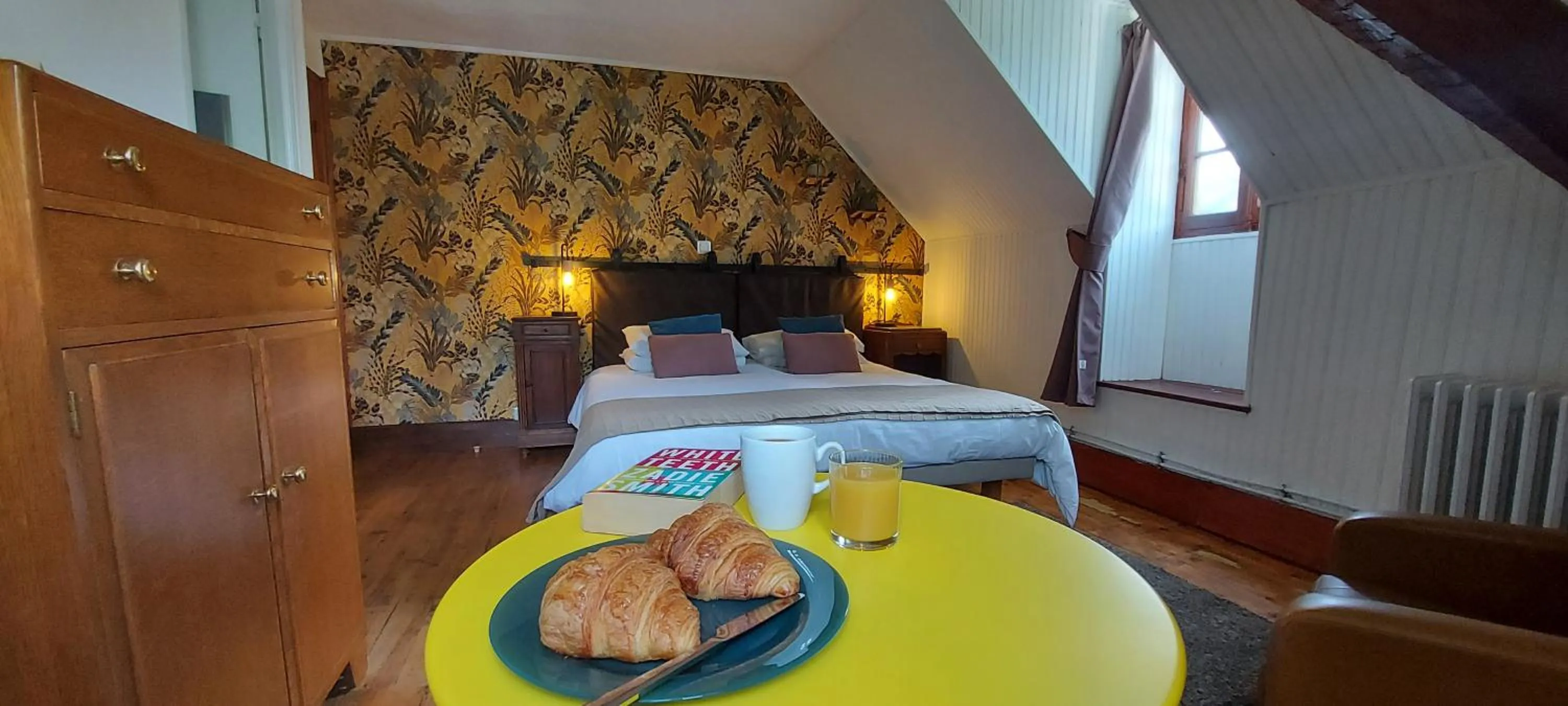 Bedroom, Bed in Villa Gracieuse