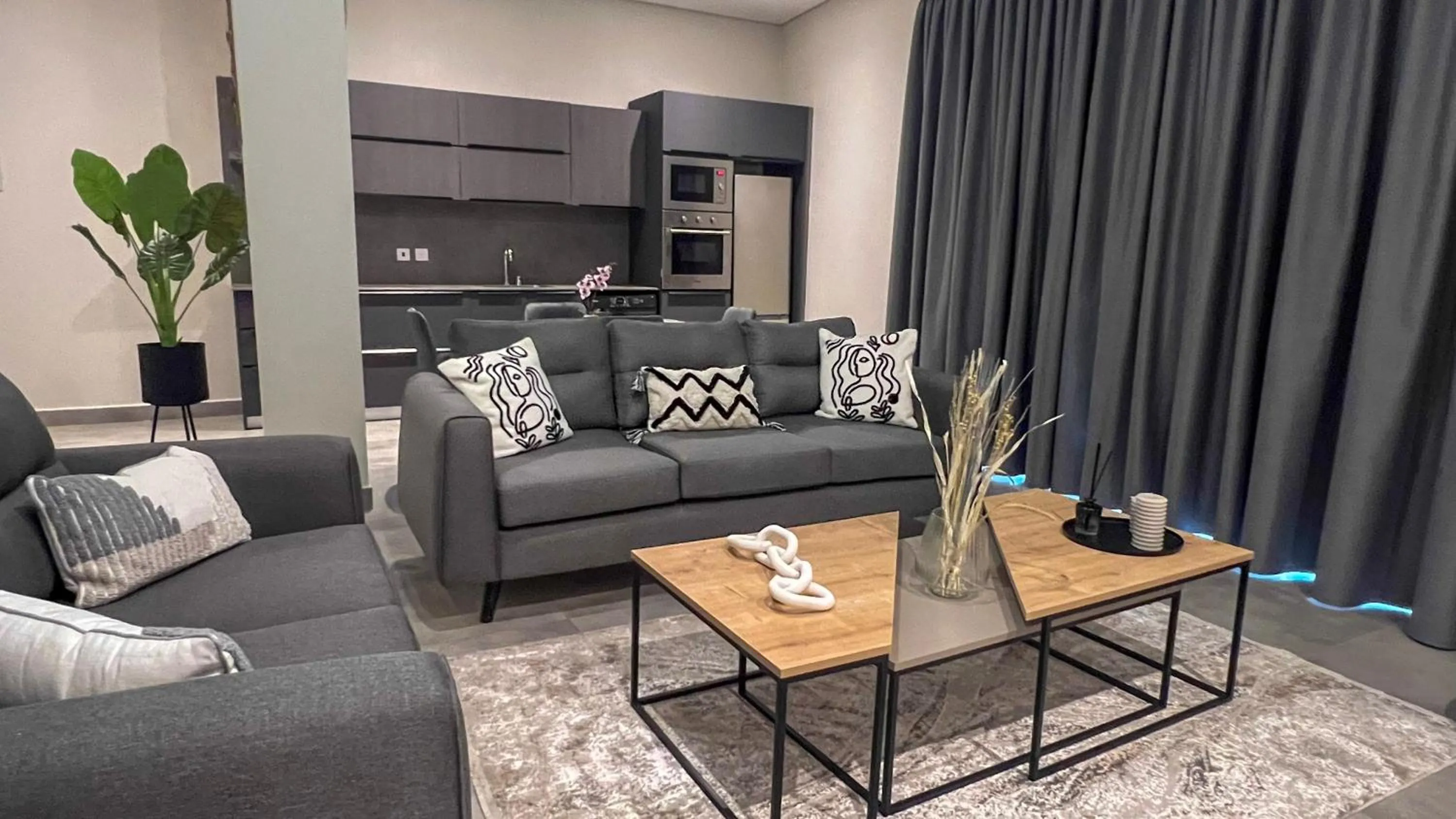 Kitchen or kitchenette in Anthonian Suites