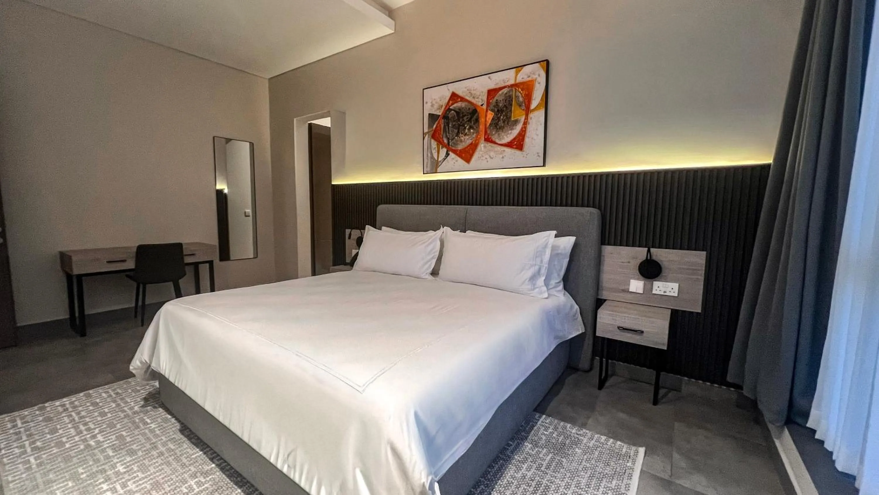 Bedroom, Bed in Anthonian Suites