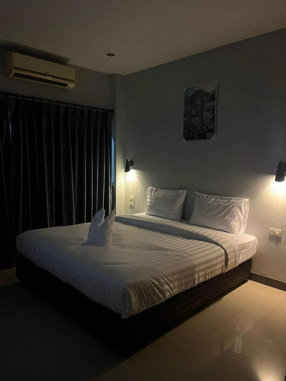 Standard King Room in PMS Guest House Patong