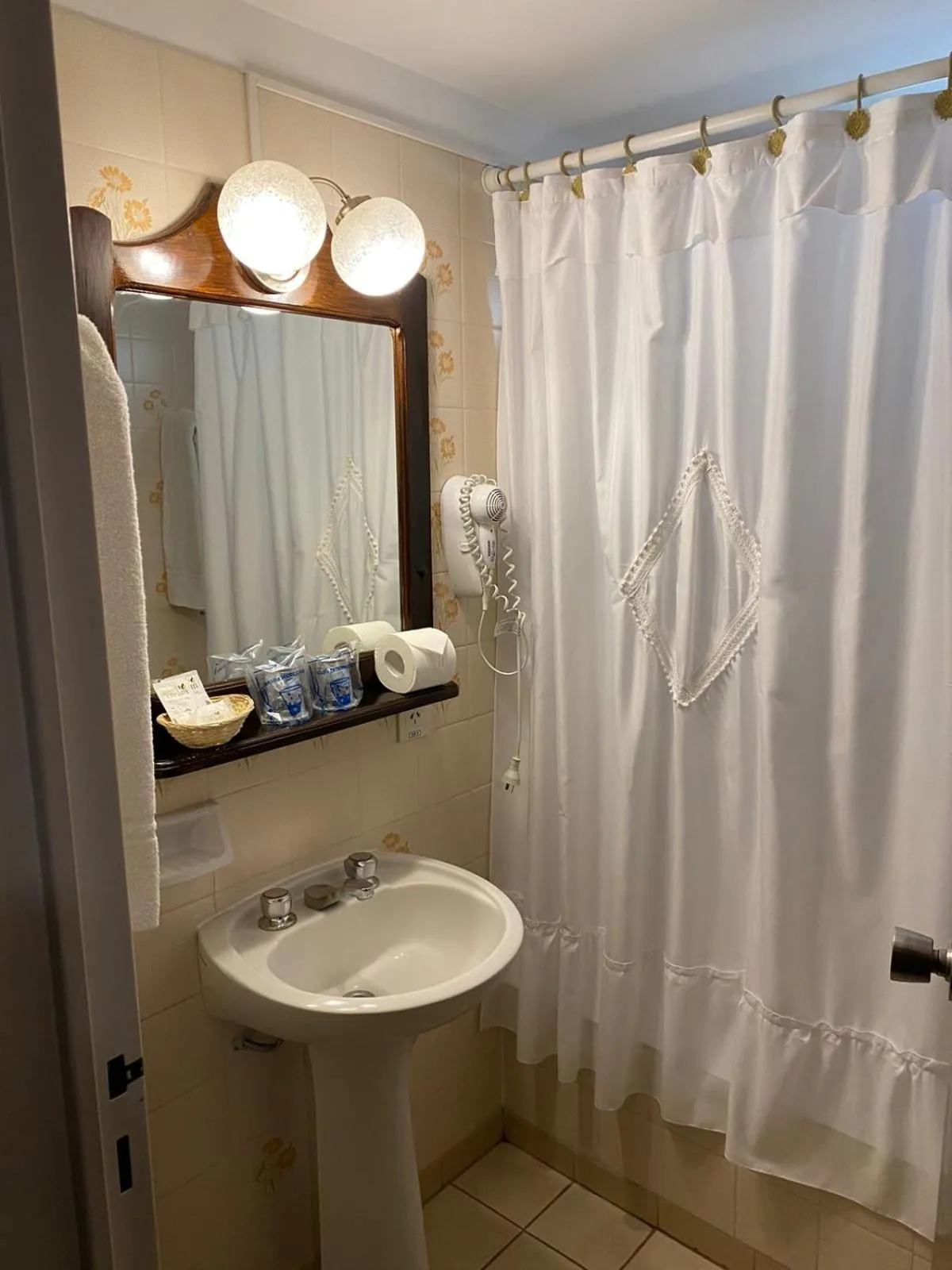 Bathroom in Hotel Concorde