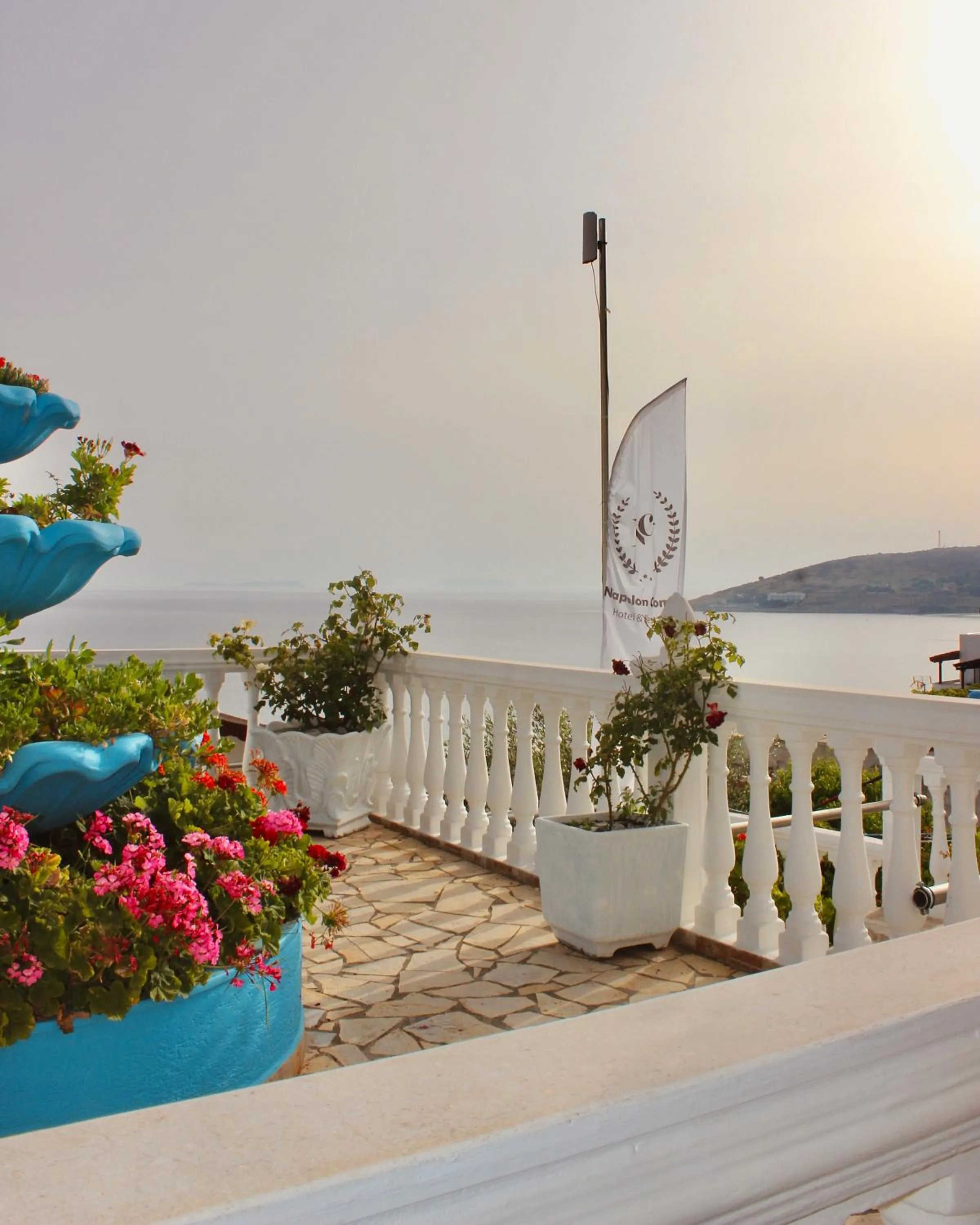 Property building in Qeparo Napolon Complex