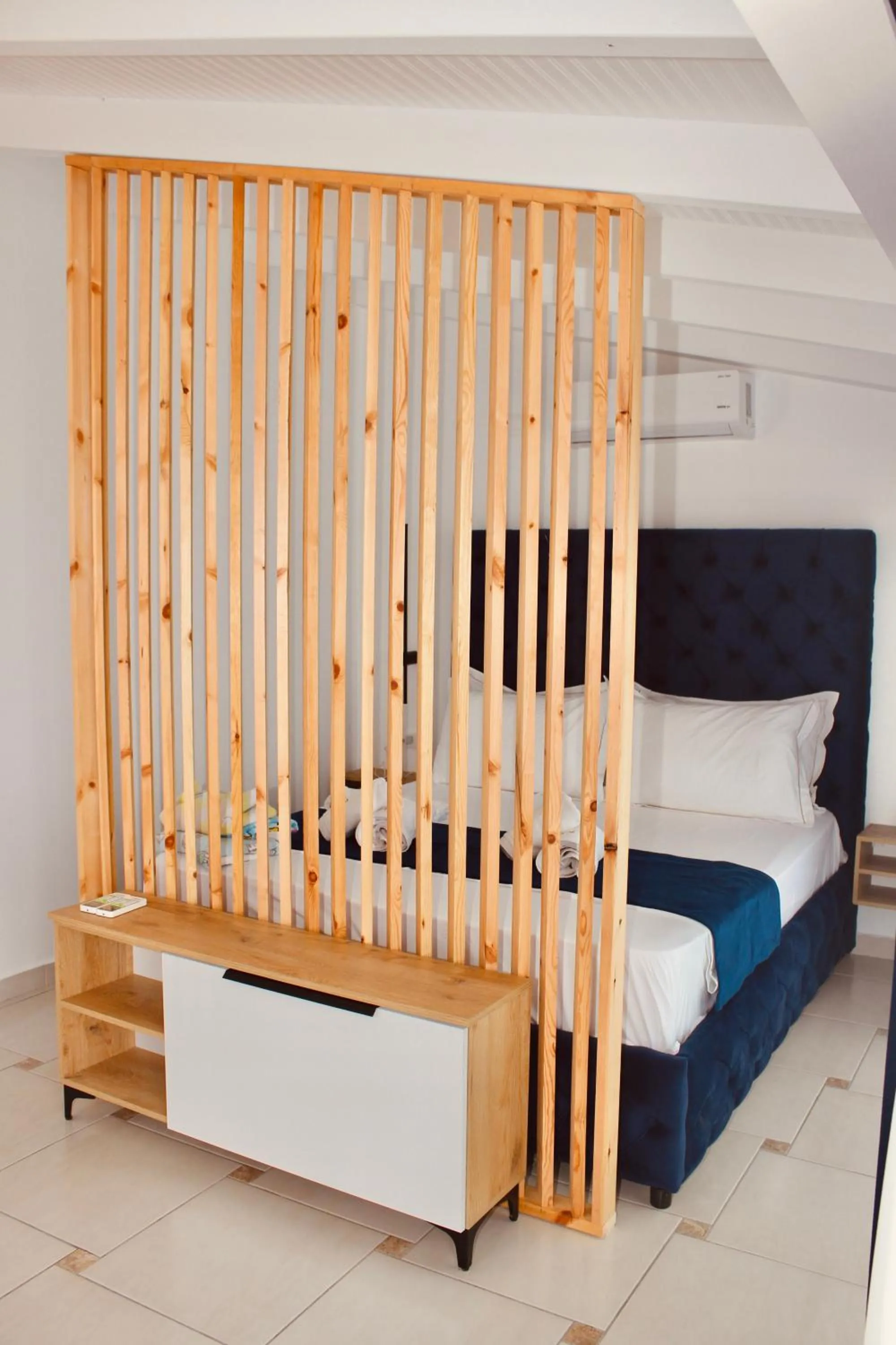 Bedroom, Bed in Qeparo Napolon Complex