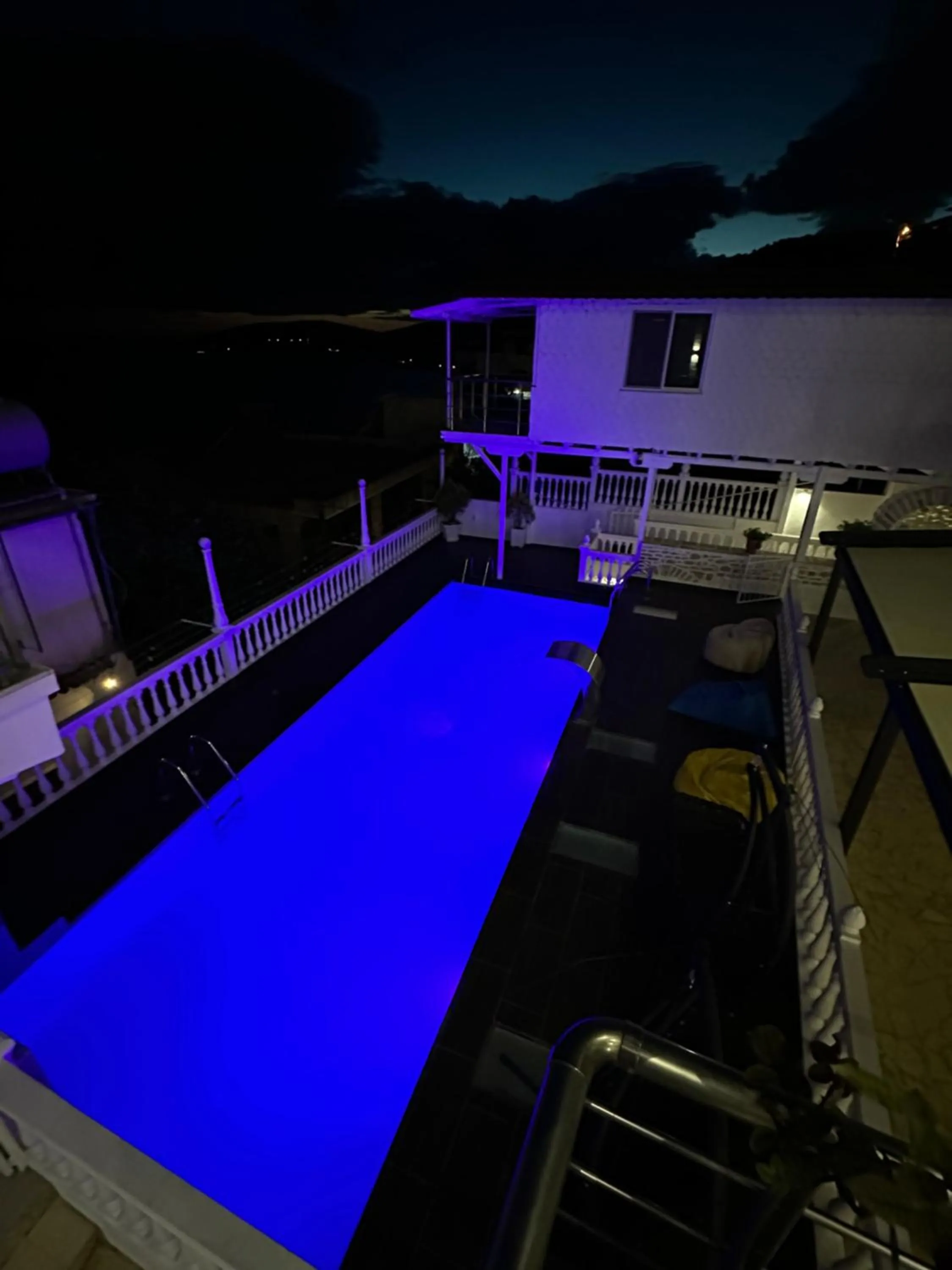 Night in Qeparo Napolon Complex