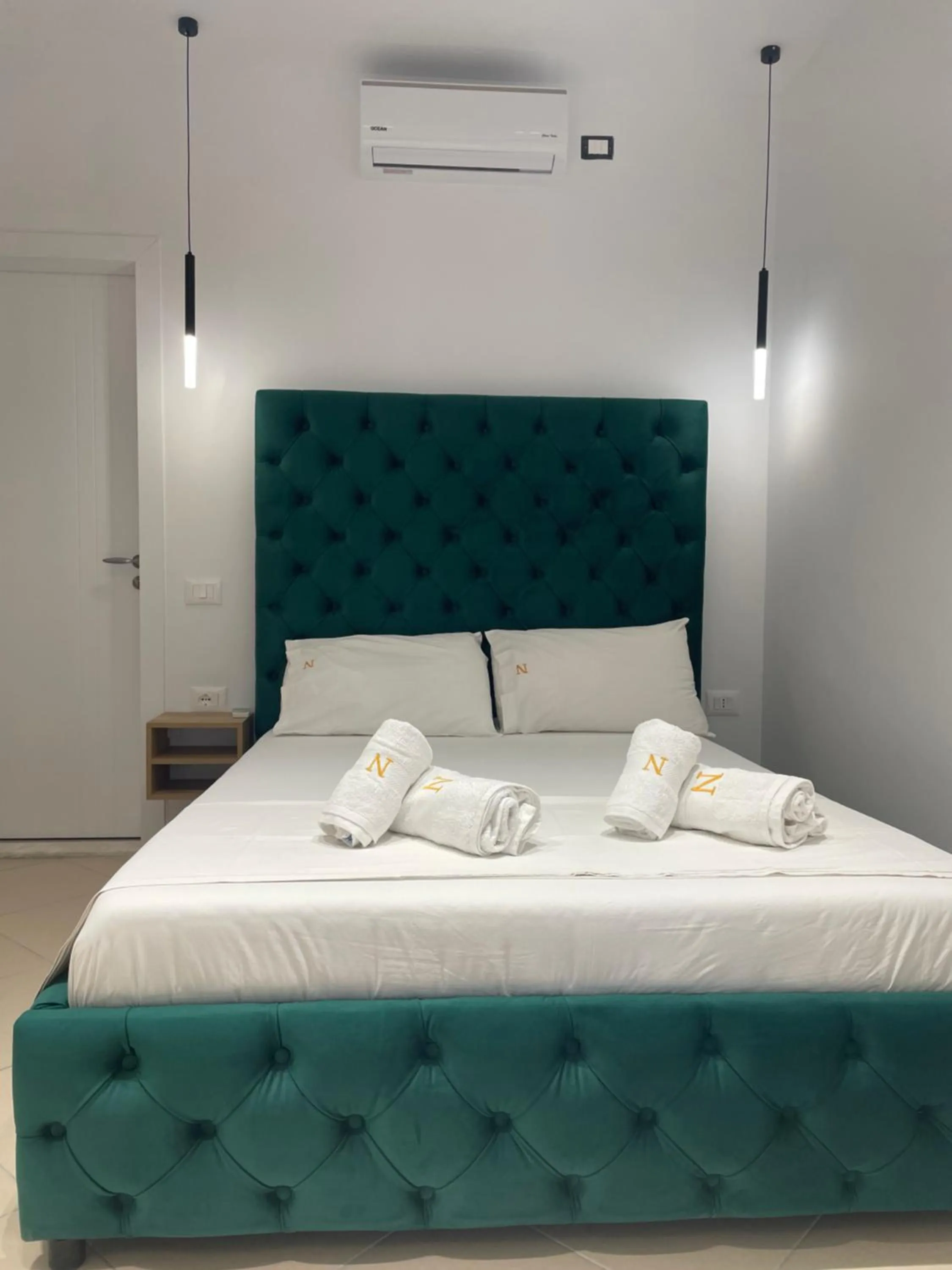 Bedroom, Bed in Qeparo Napolon Complex