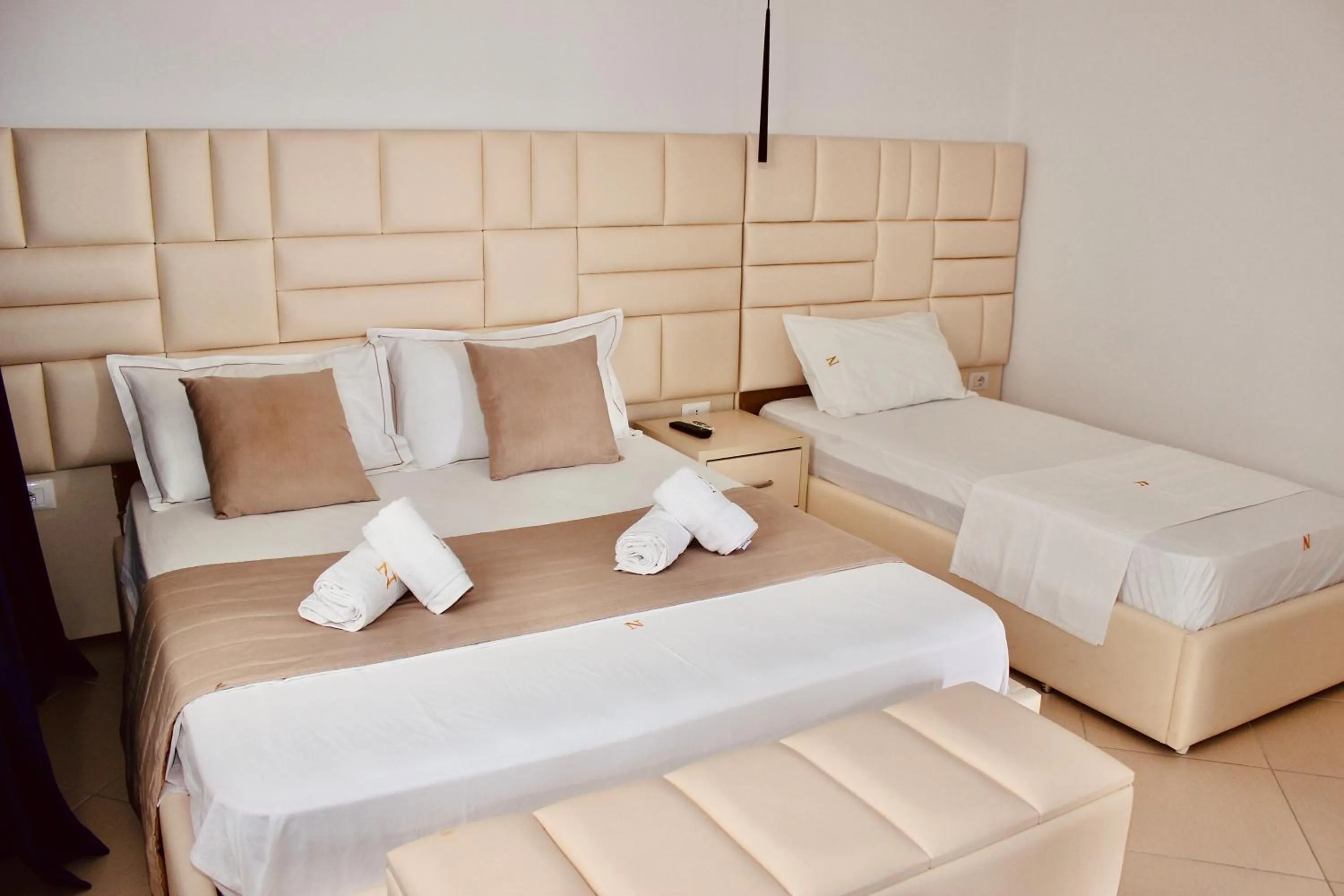 View (from property/room), Bed in Qeparo Napolon Complex