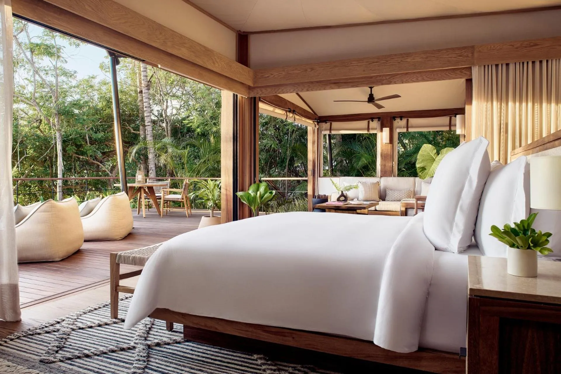 Photo of the whole room, Bed in Naviva, A Four Seasons Resort, Punta Mita, Mexico
