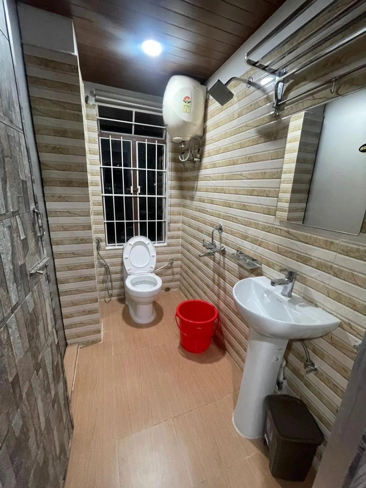 Deluxe Double Room in Anagh Guest House