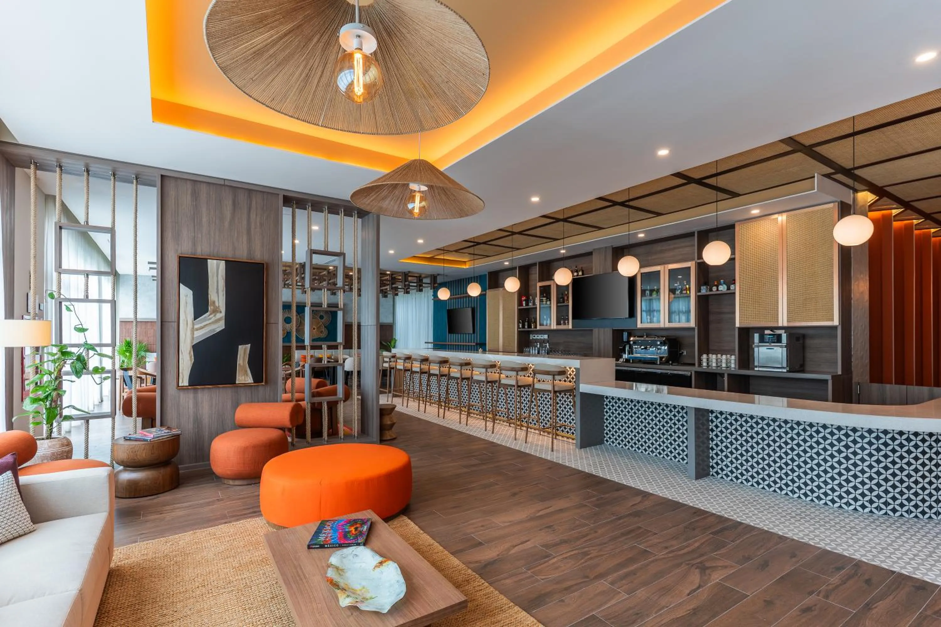 Restaurant/places to eat in Hyatt Place Merida/ Via Montejo