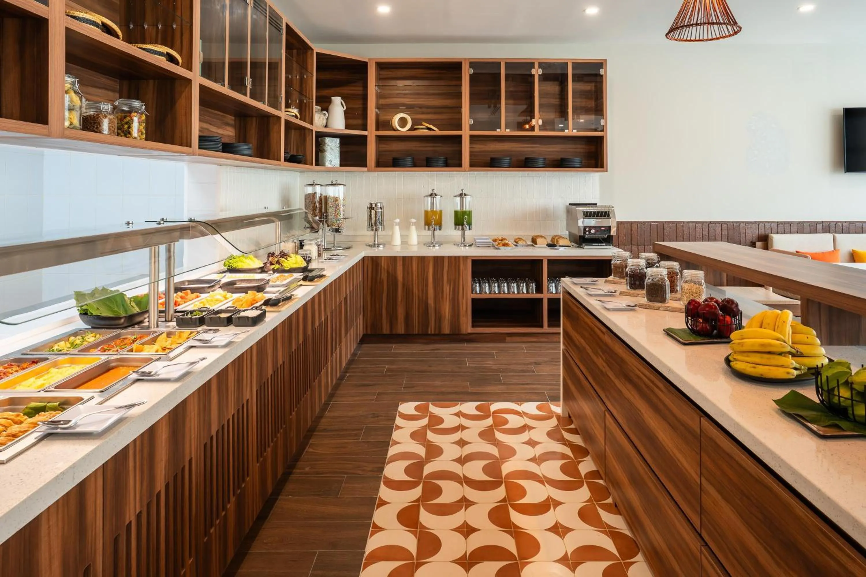 Restaurant/places to eat in Hyatt Place Merida/ Via Montejo