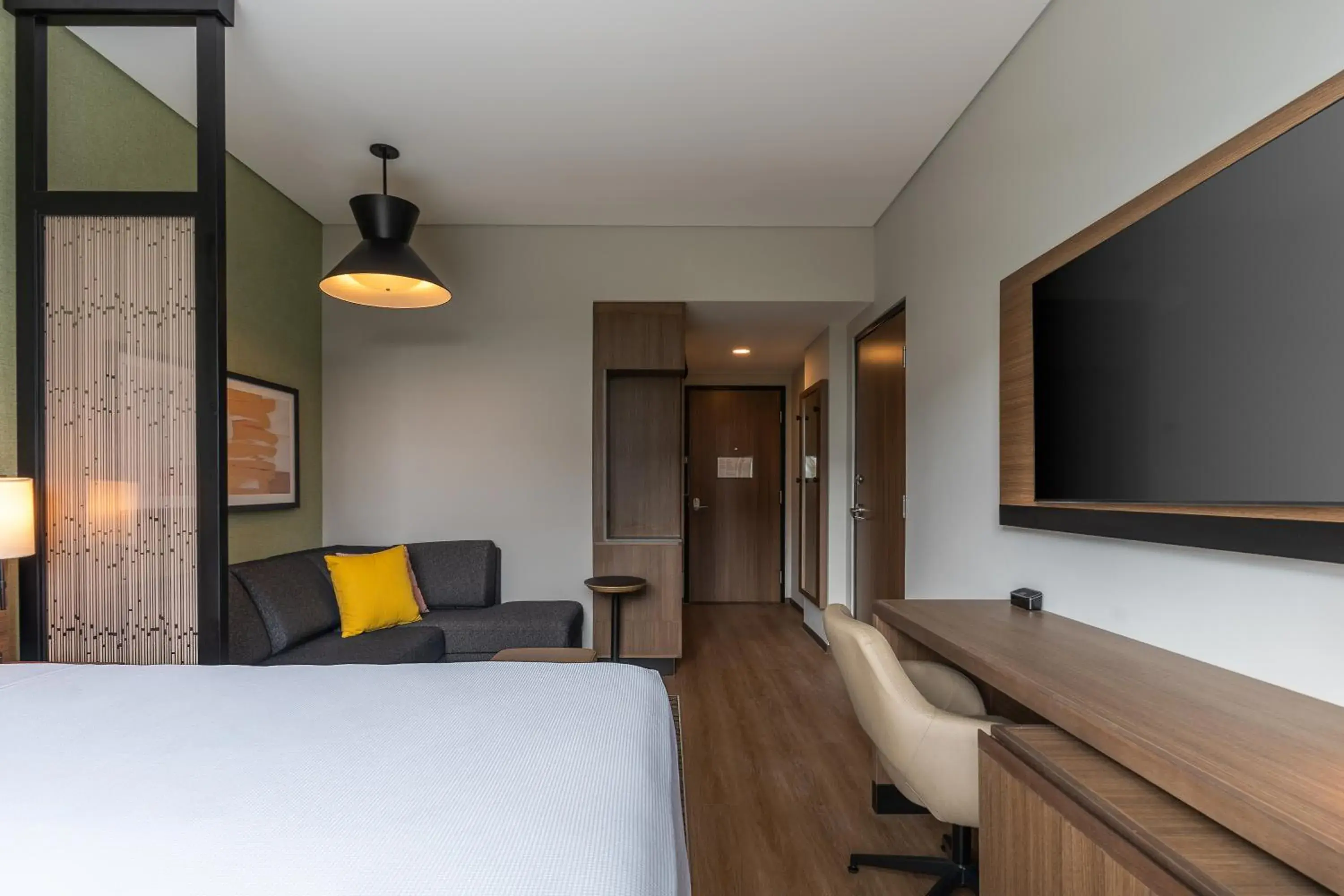 King Room with Sofa Bed in Hyatt Place Merida/ Via Montejo King Room with Sofa Bed in Hyatt Place Merida/ Via Montejo