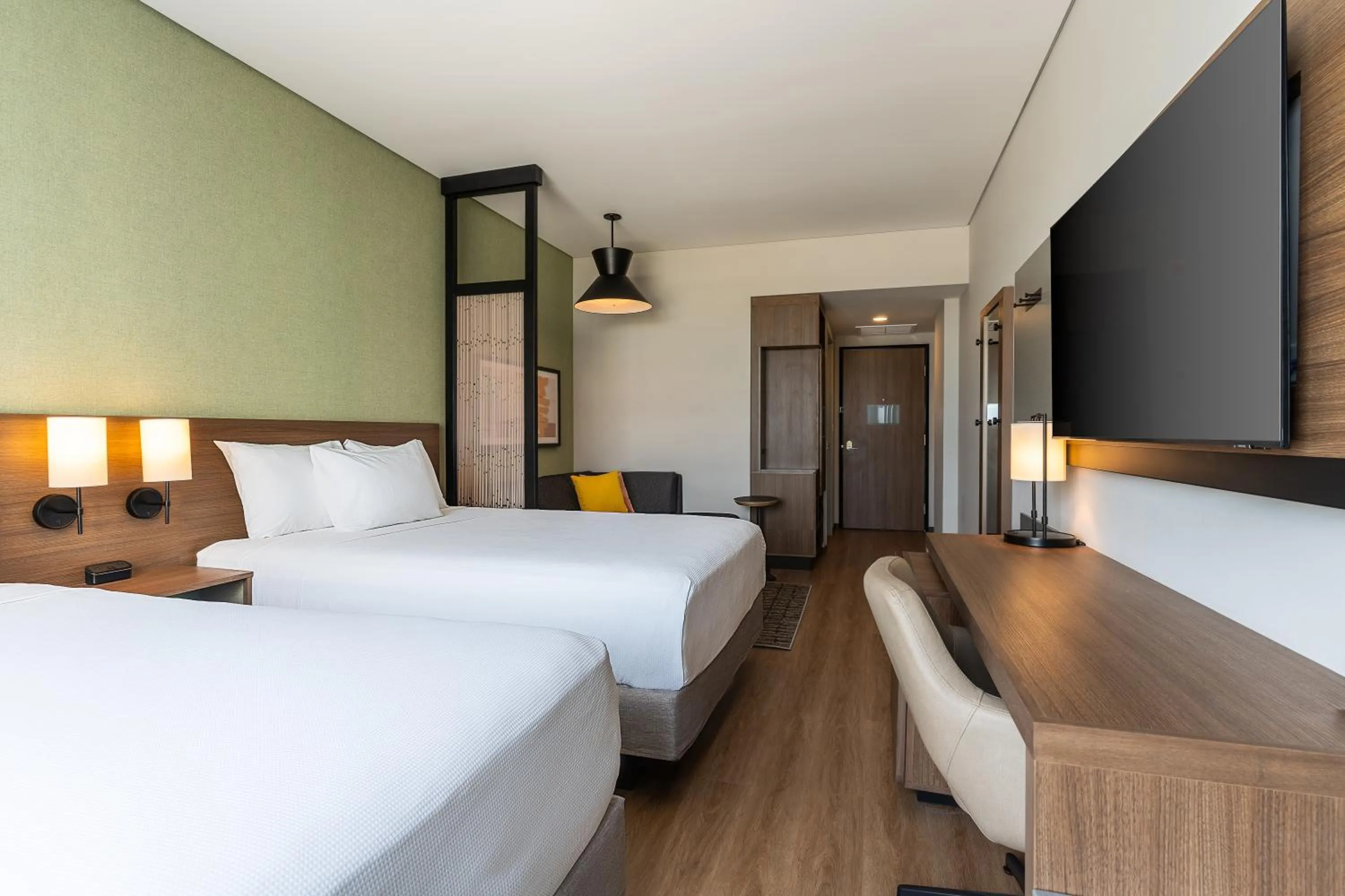 Photo of the whole room, Bed in Hyatt Place Merida/ Via Montejo