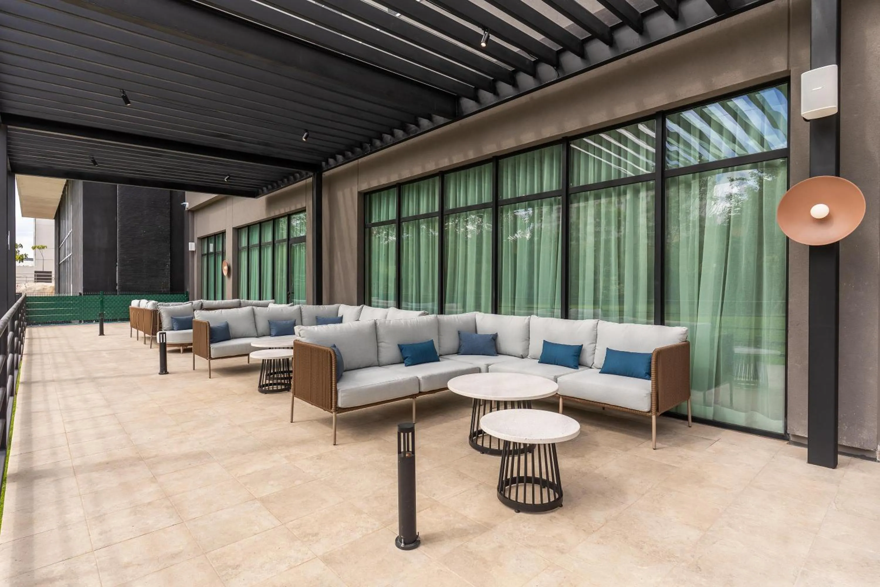 Patio in Hyatt Place Merida/ Via Montejo