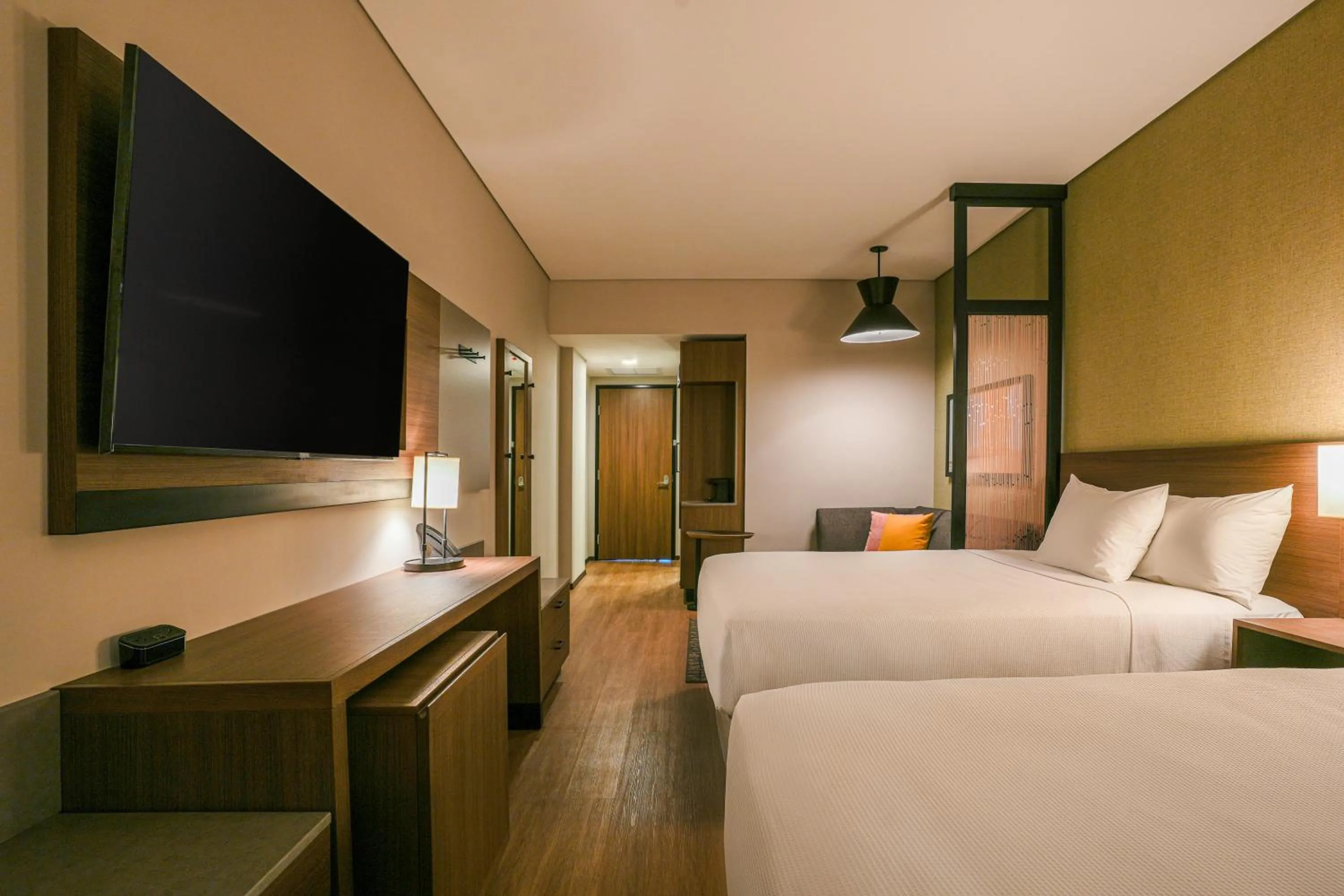 Photo of the whole room, Bed in Hyatt Place Merida/ Via Montejo