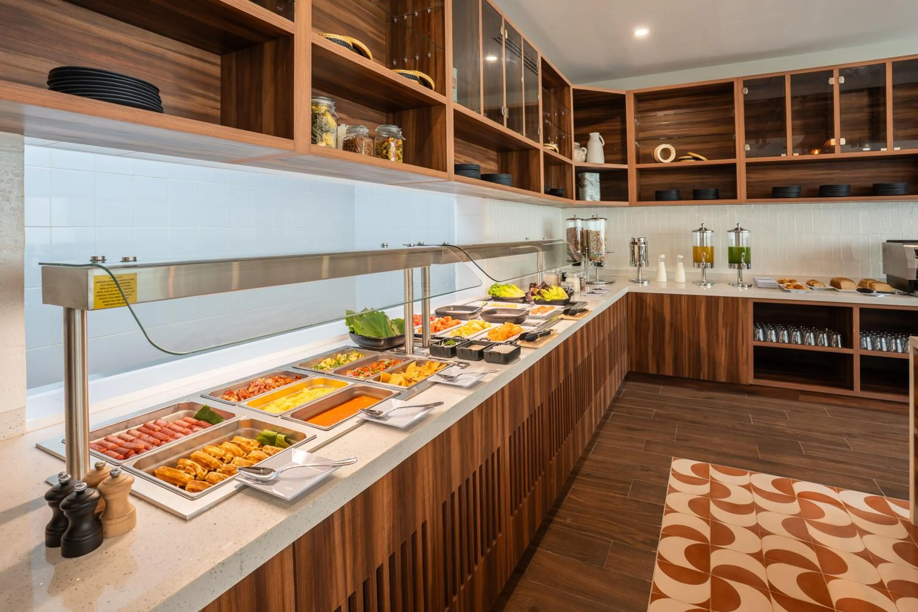 Restaurant/places to eat in Hyatt Place Merida/ Via Montejo