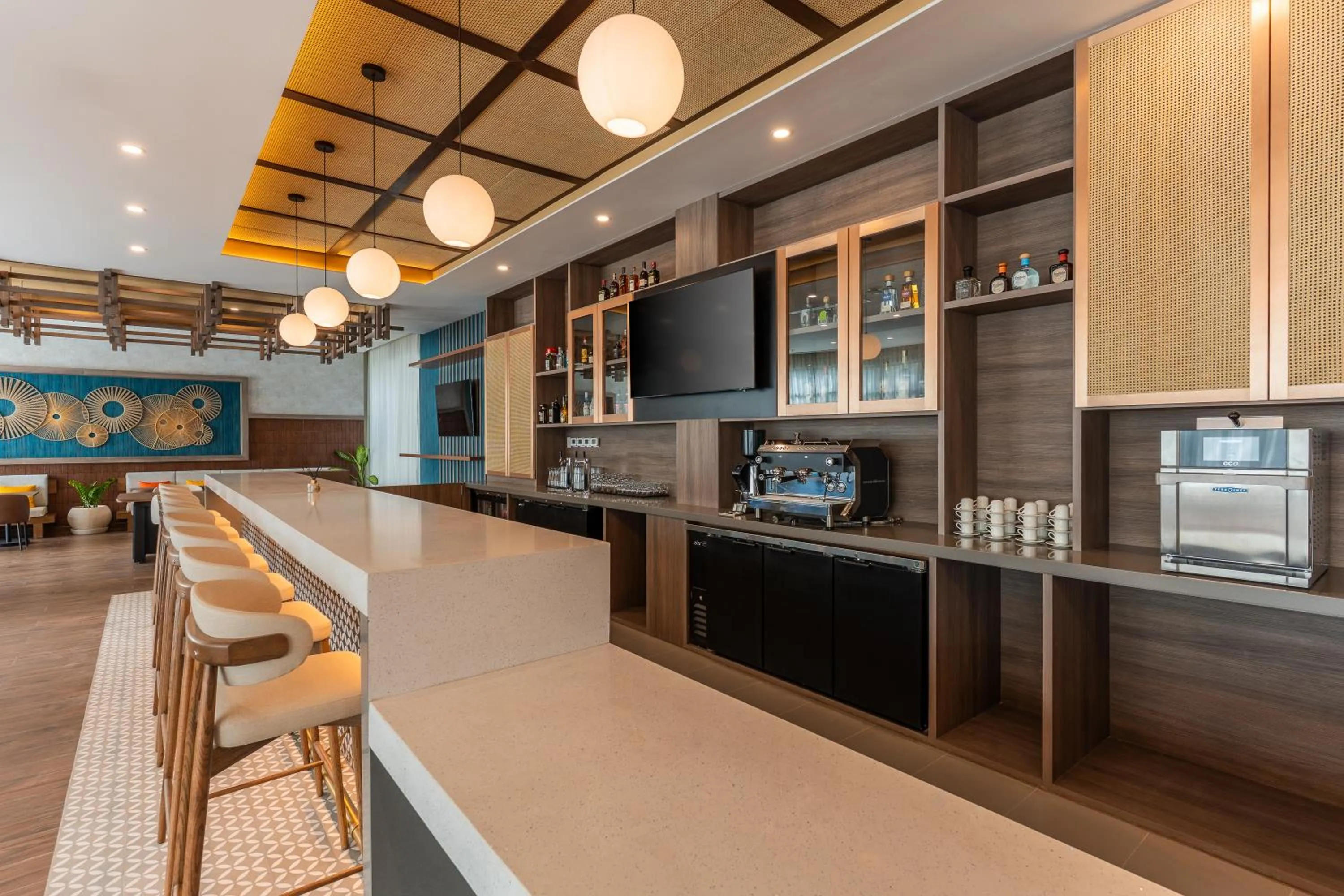 Restaurant/places to eat in Hyatt Place Merida/ Via Montejo