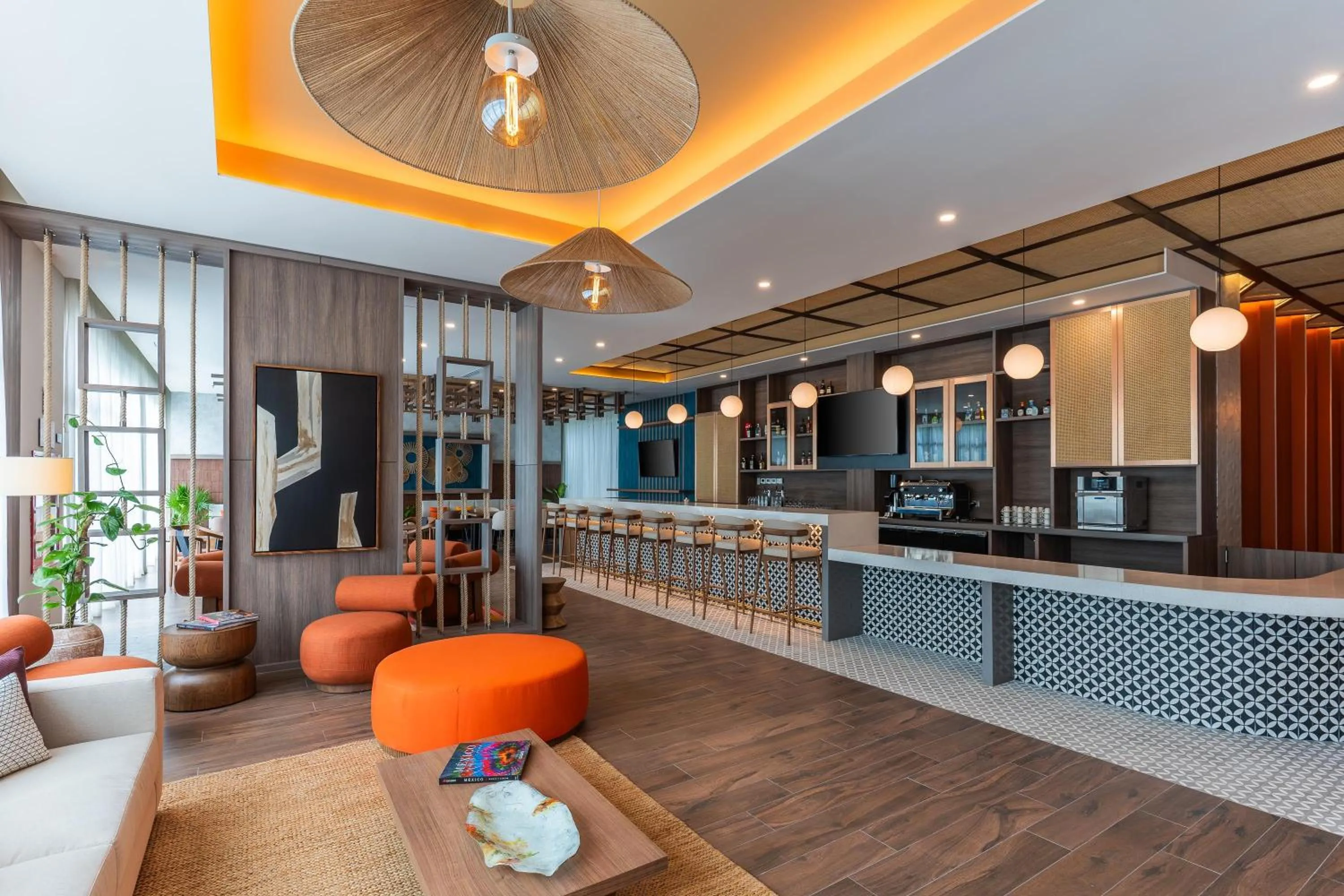Lounge or bar in Hyatt Place Merida/ Via Montejo