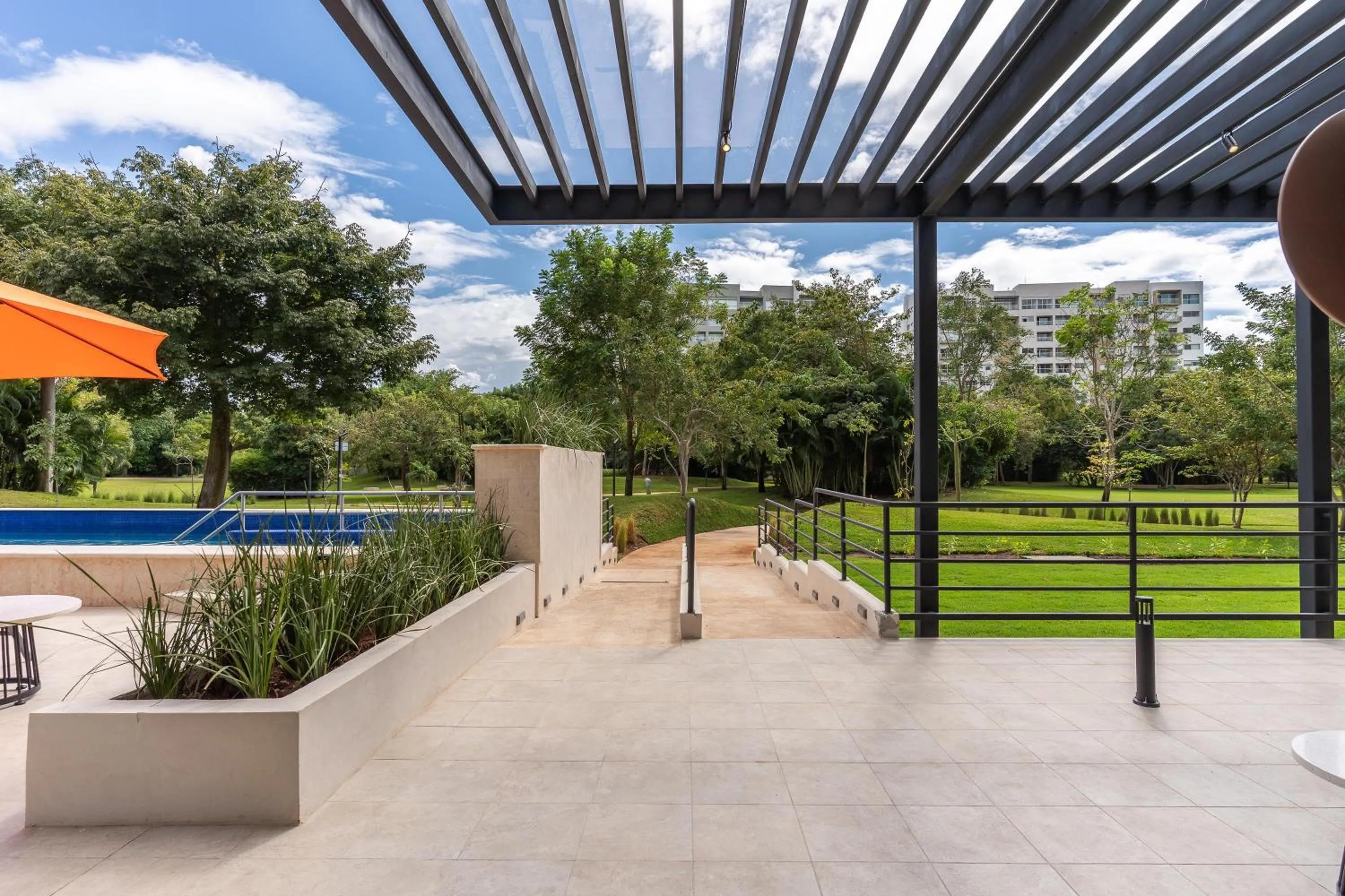 Patio in Hyatt Place Merida/ Via Montejo