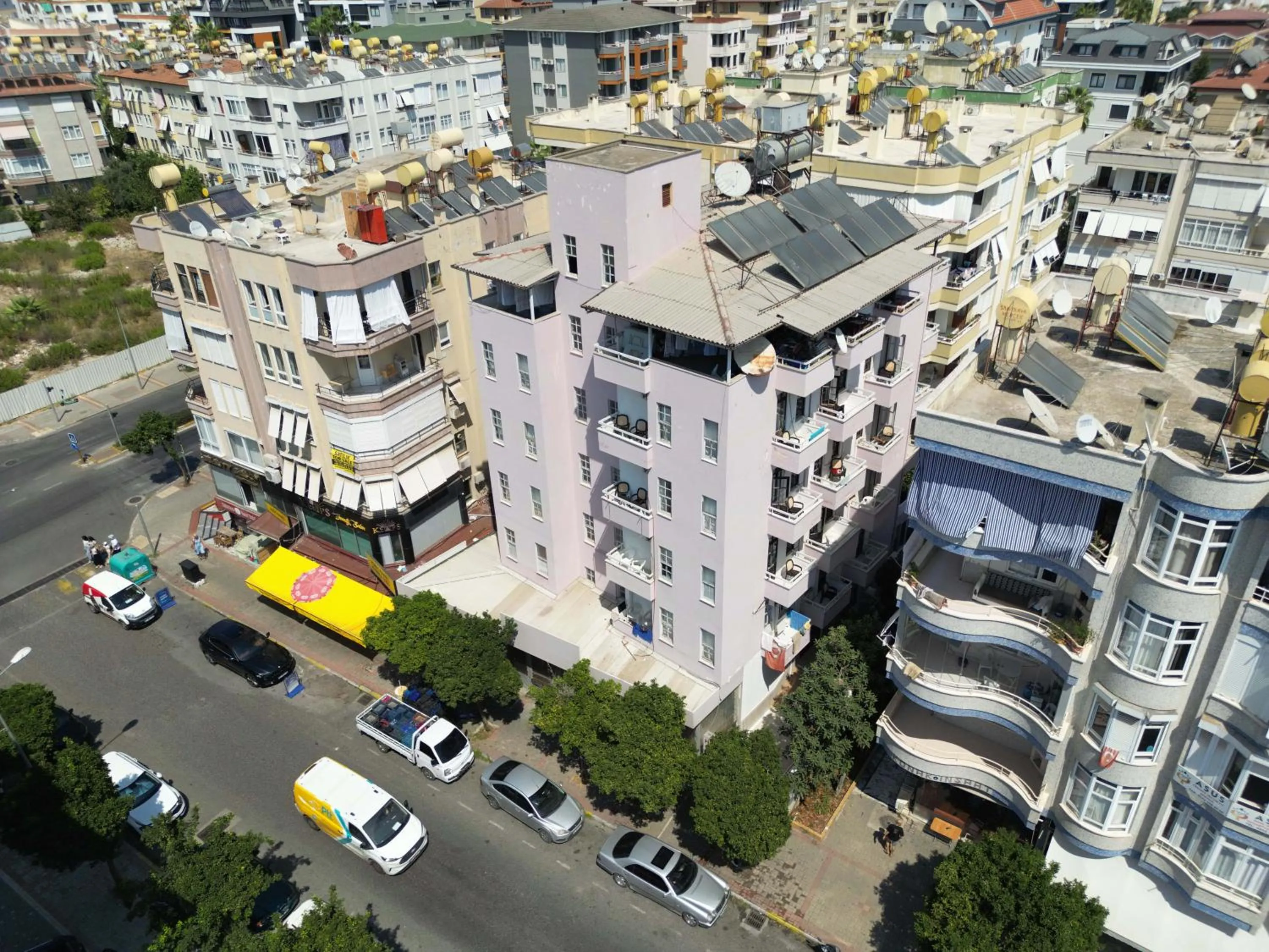 Property building in Hisar Otel