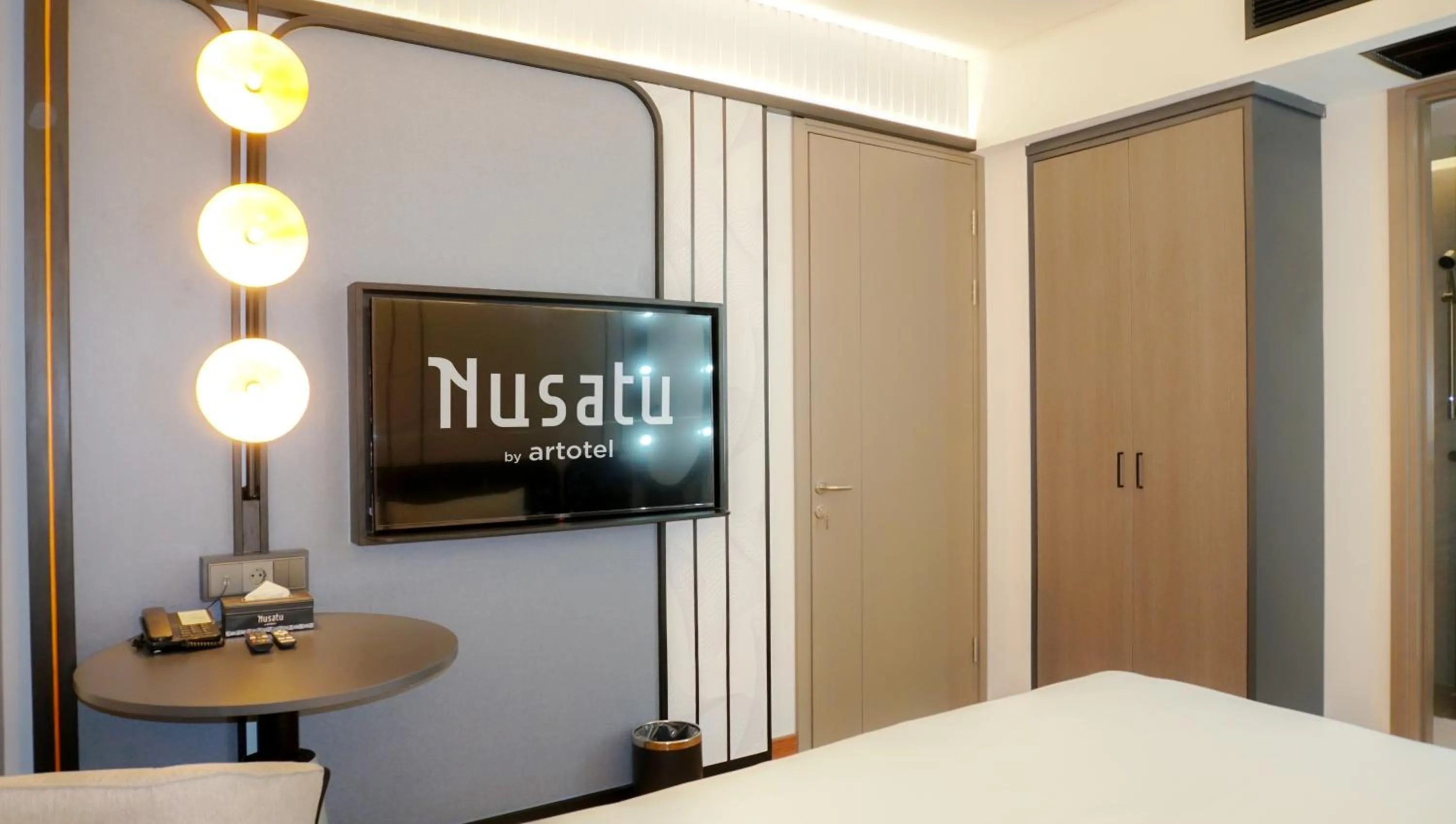 Bed in Nusatu by ARTOTEL - Semarang