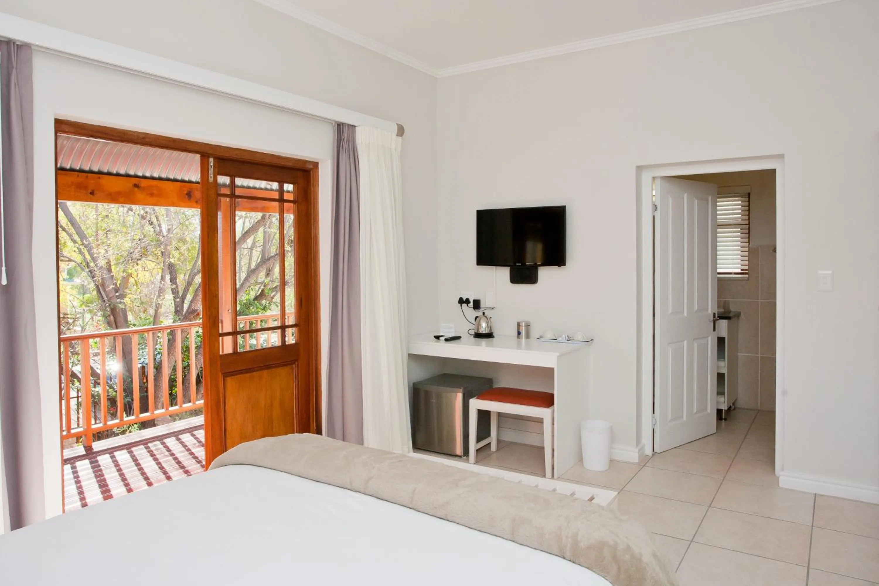 Decorative detail, Bed in The Queen Of Calitzdorp